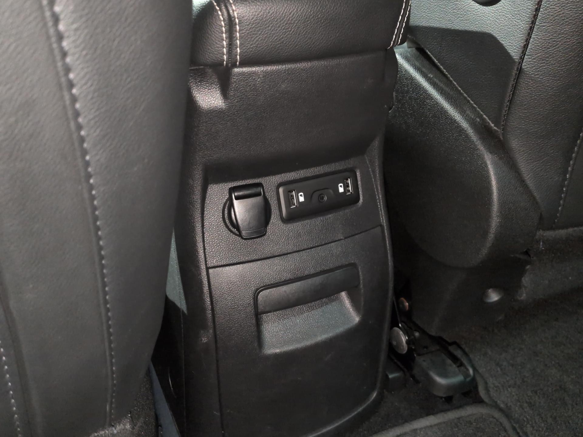 RENAULT Grand Scénic 1.3 16V Turbo Intens EDC-image-19