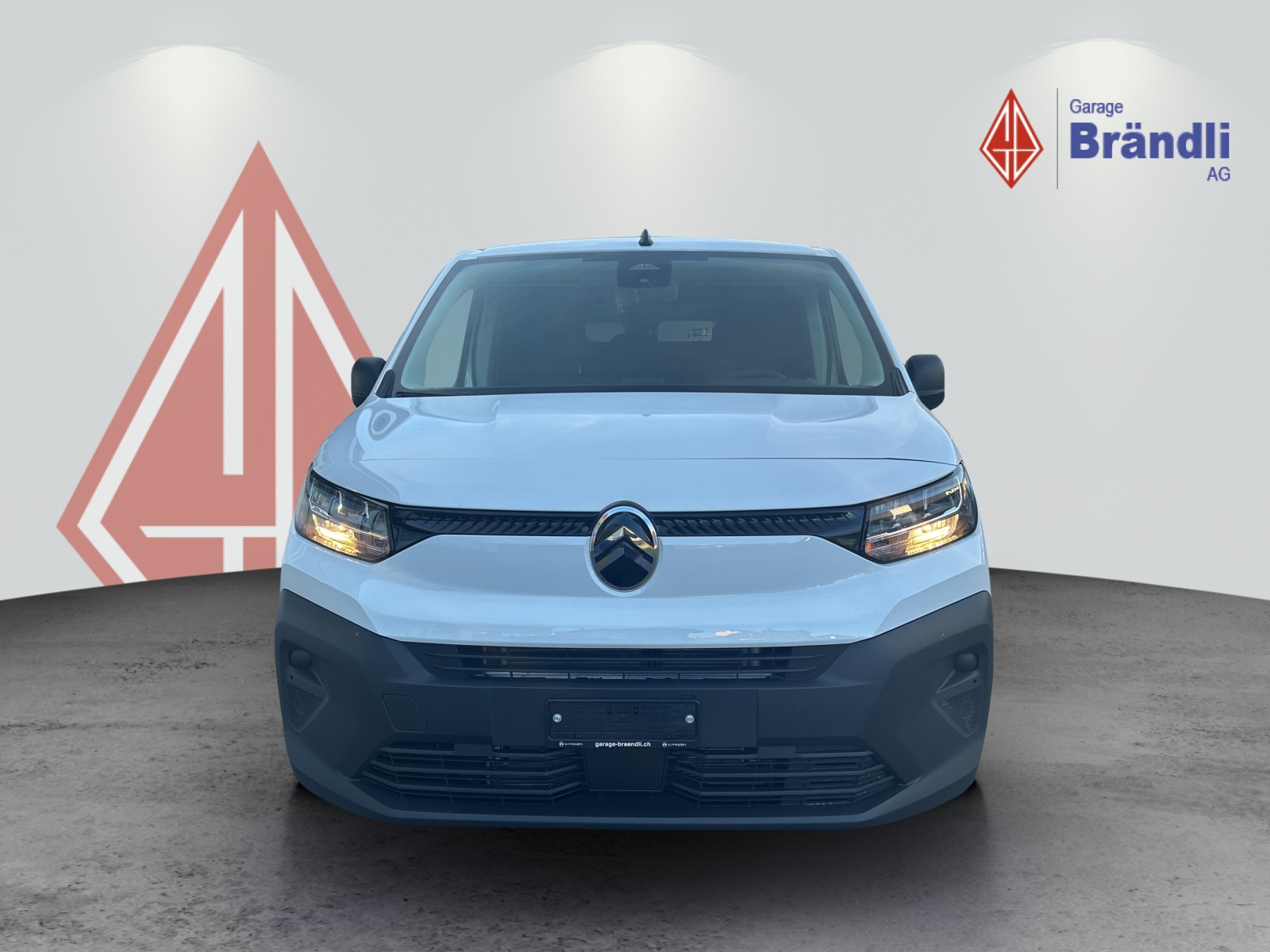 CITROEN Berlingo M 1.2 PureTech 110 First S/S-showroom-element-1