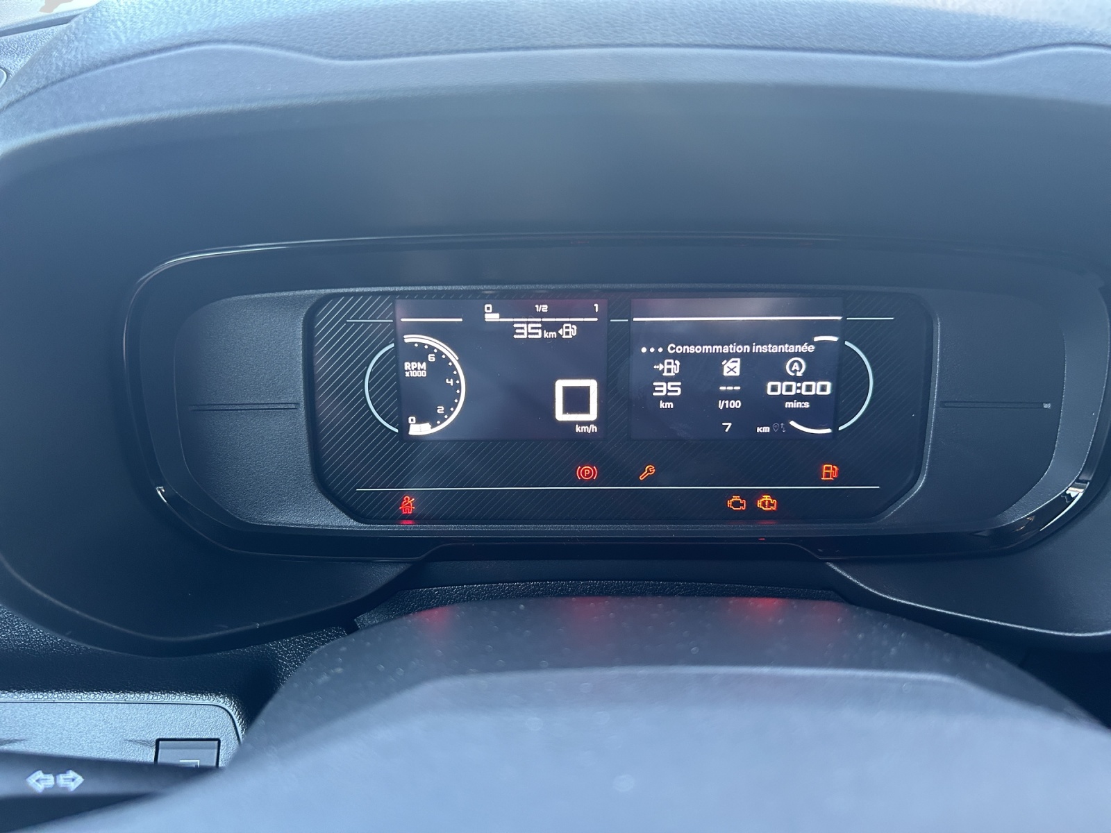 CITROEN Berlingo M 1.2 PureTech 110 First S/S-image-14