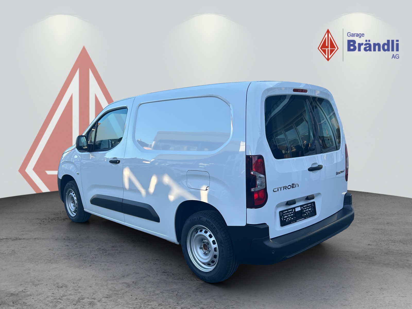 CITROEN Berlingo M 1.2 PureTech 110 First S/S-showroom-element-3