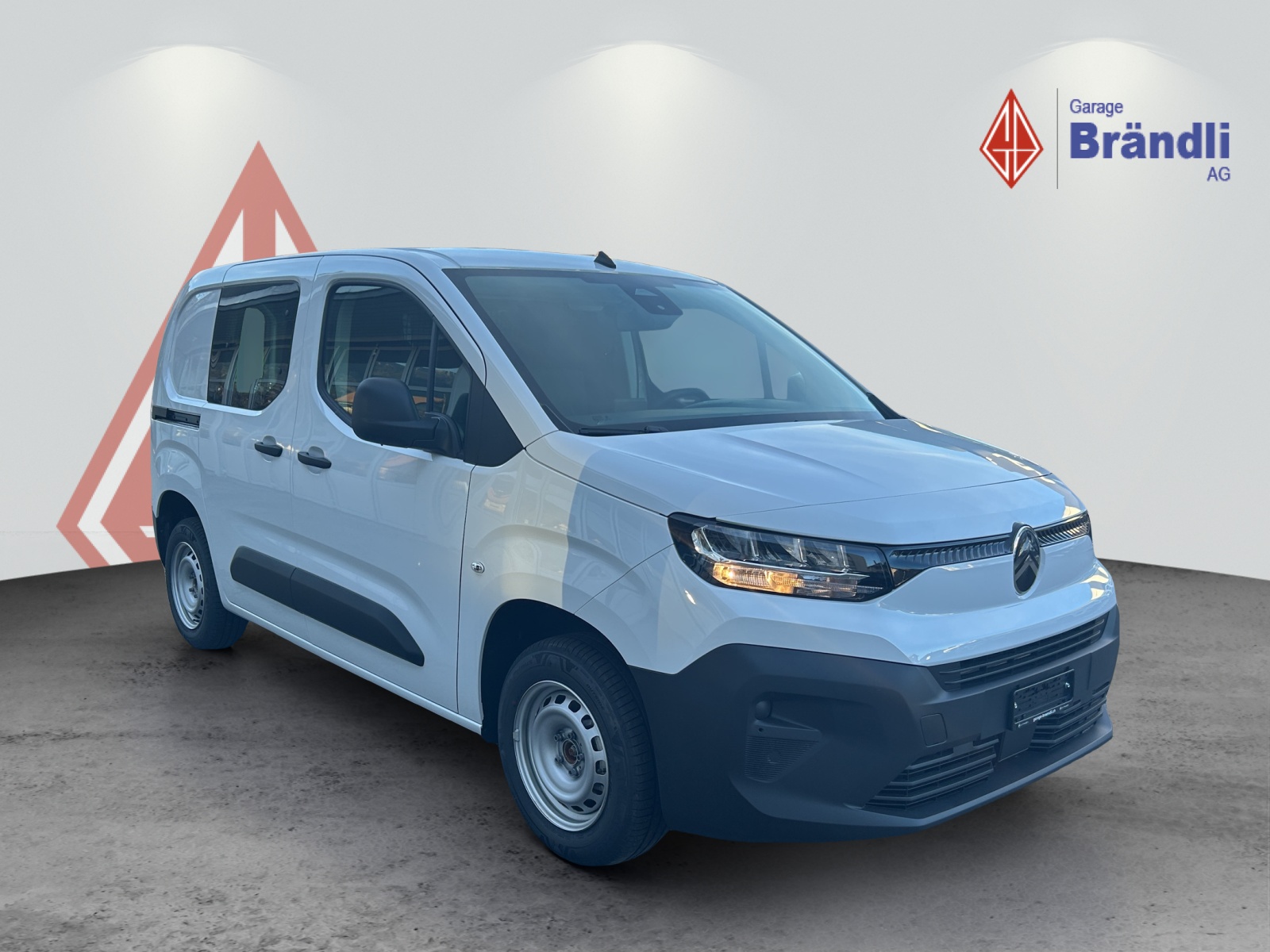 CITROEN Berlingo M 1.2 PureTech 110 First S/S-image-6