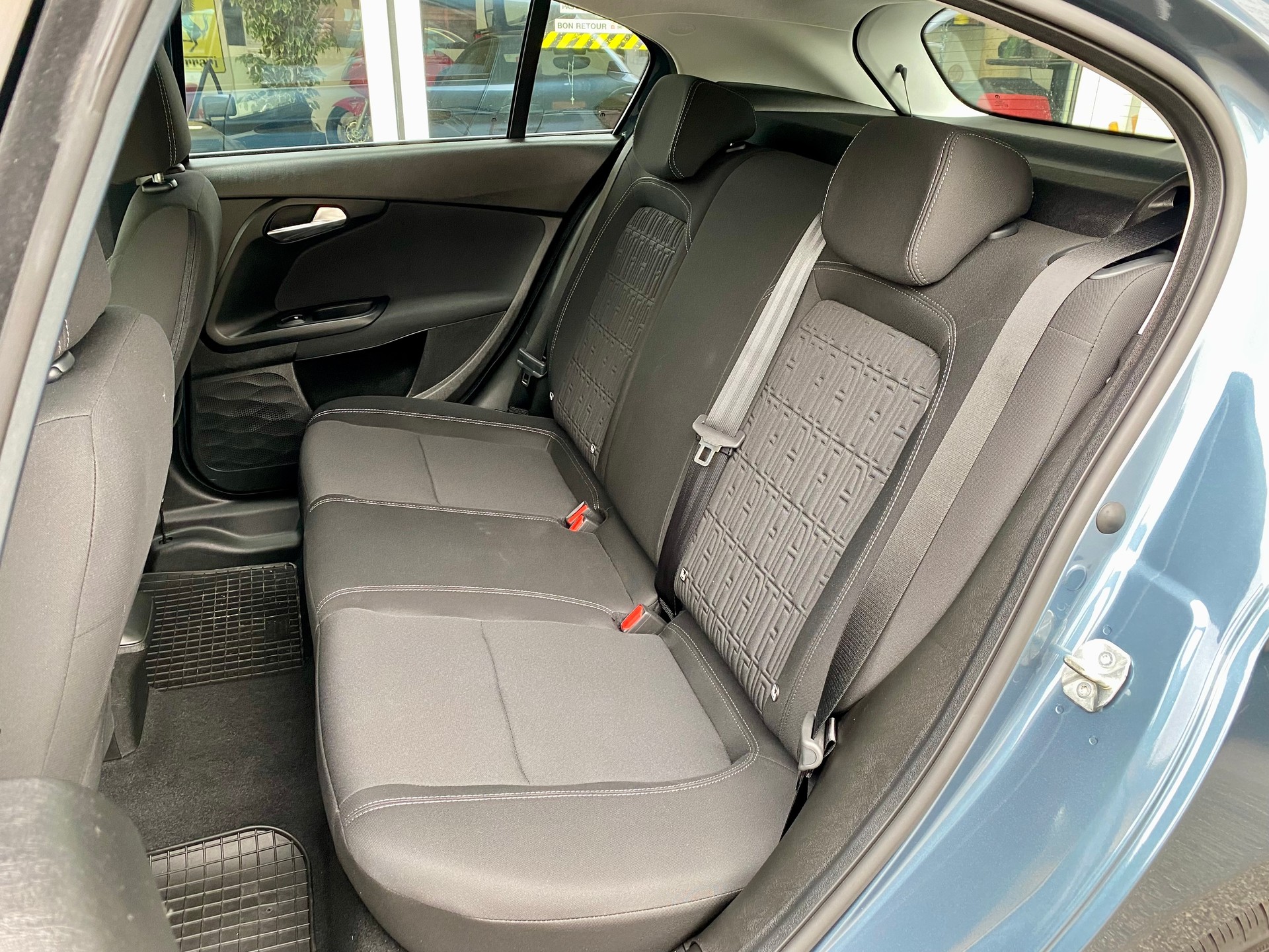 FIAT Tipo Hybrid 1.5 Cult-image-6