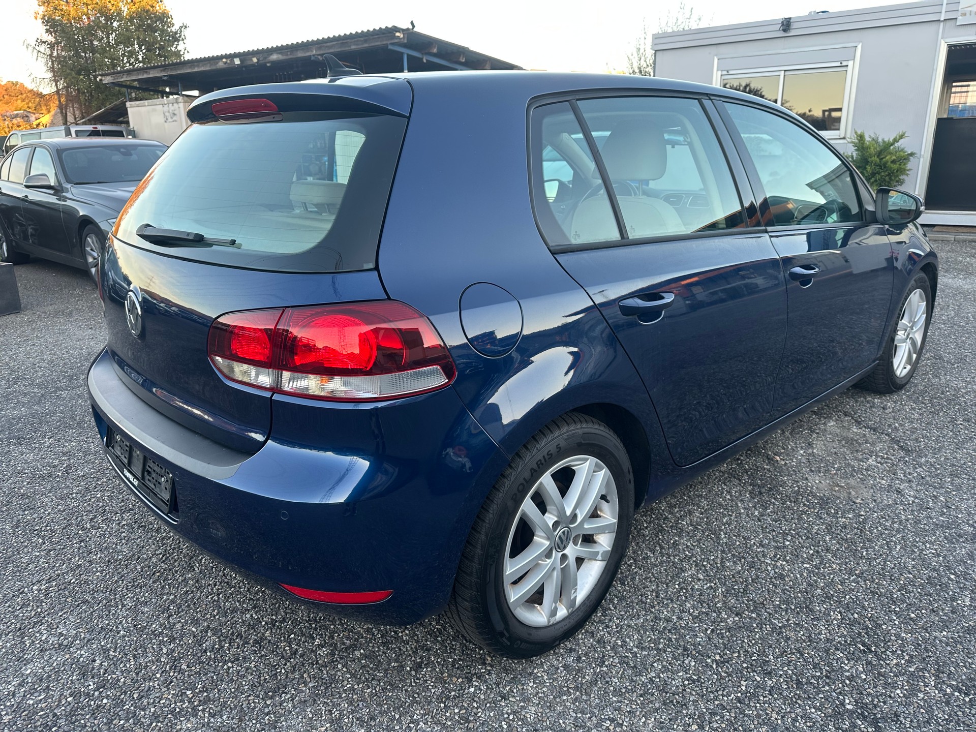 VW Golf 2.0 TDI 4Motion-image-3