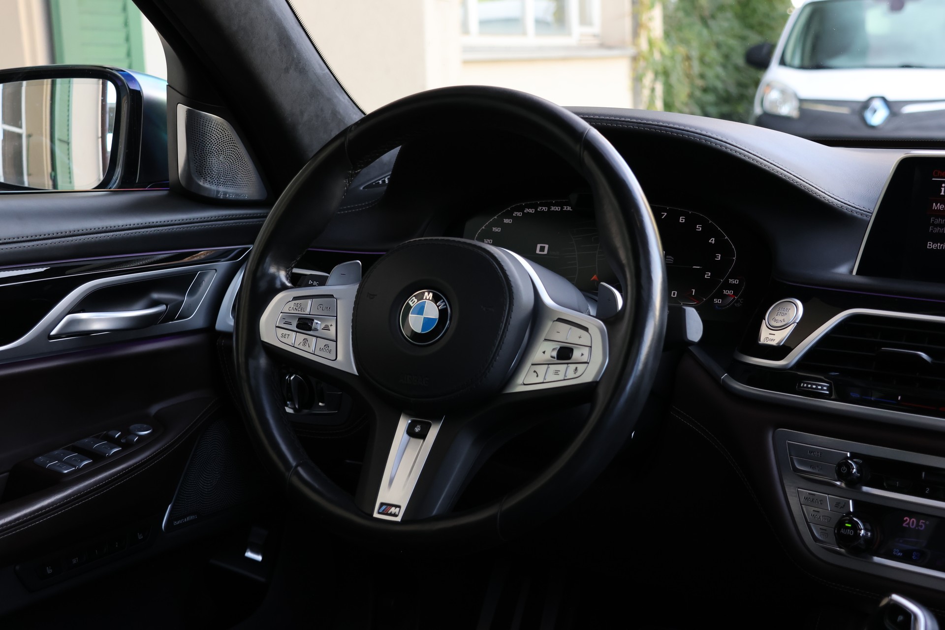 BMW M760Li xDrive Sport Getriebe BMW M760Li xDrive | Bowers & Wilkins | Sky Lounge | Massage-image-12