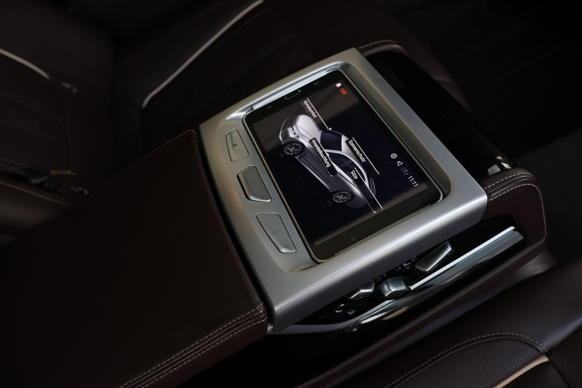 BMW M760Li xDrive Sport Getriebe BMW M760Li xDrive | Bowers & Wilkins | Sky Lounge | Massage-image-14