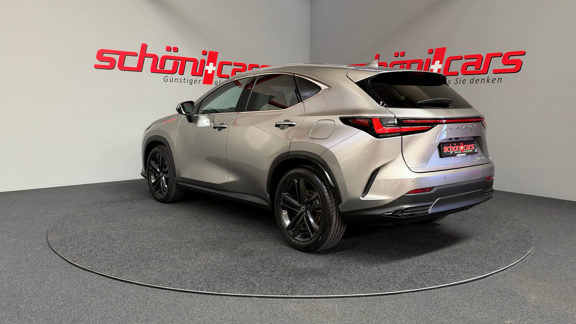 LEXUS NX 450h+ E-FOUR Comfort-image-3