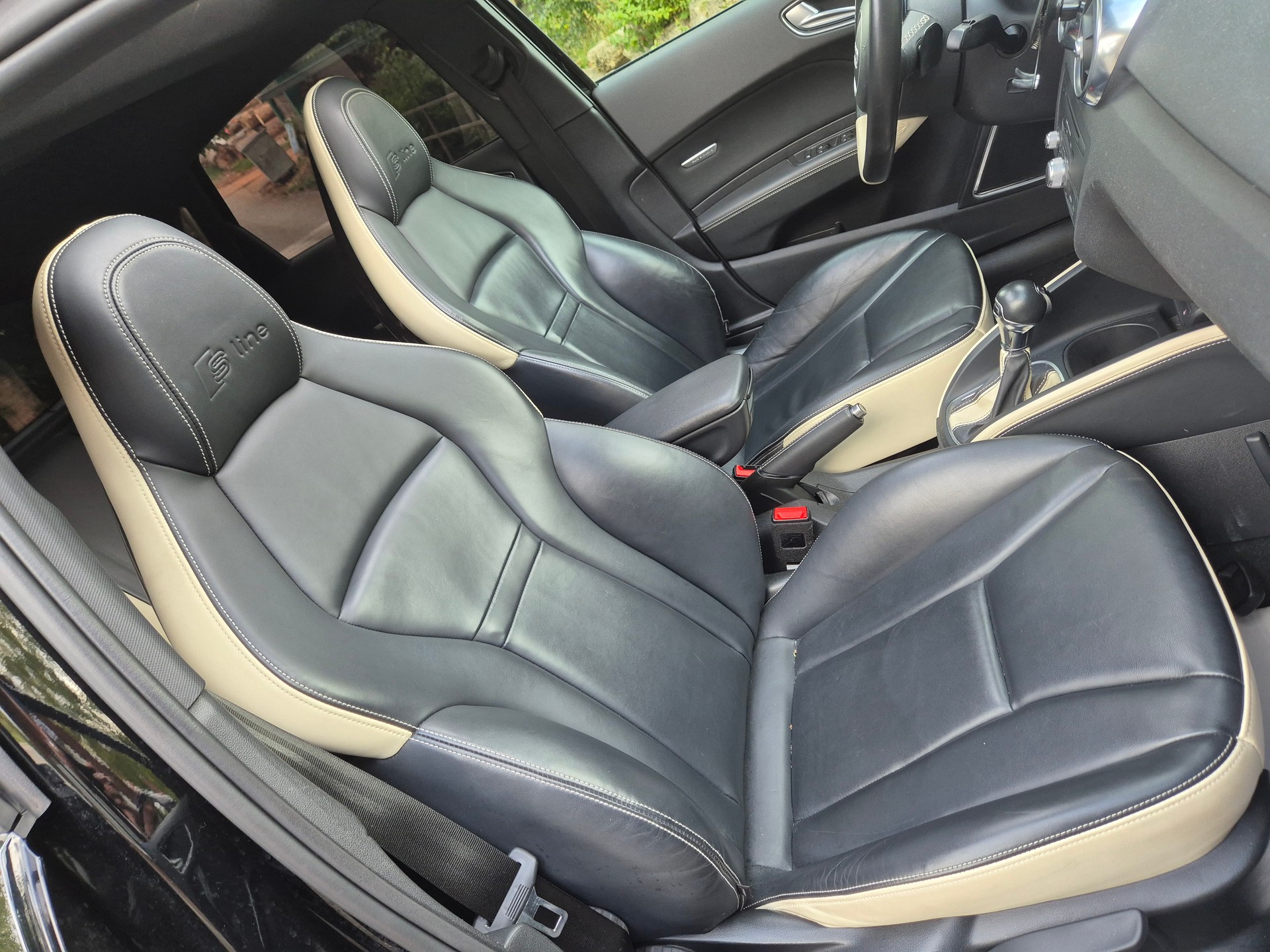 AUDI A1 Sportback Sport 1.4 TFSI Ambition S-tronic-image-20