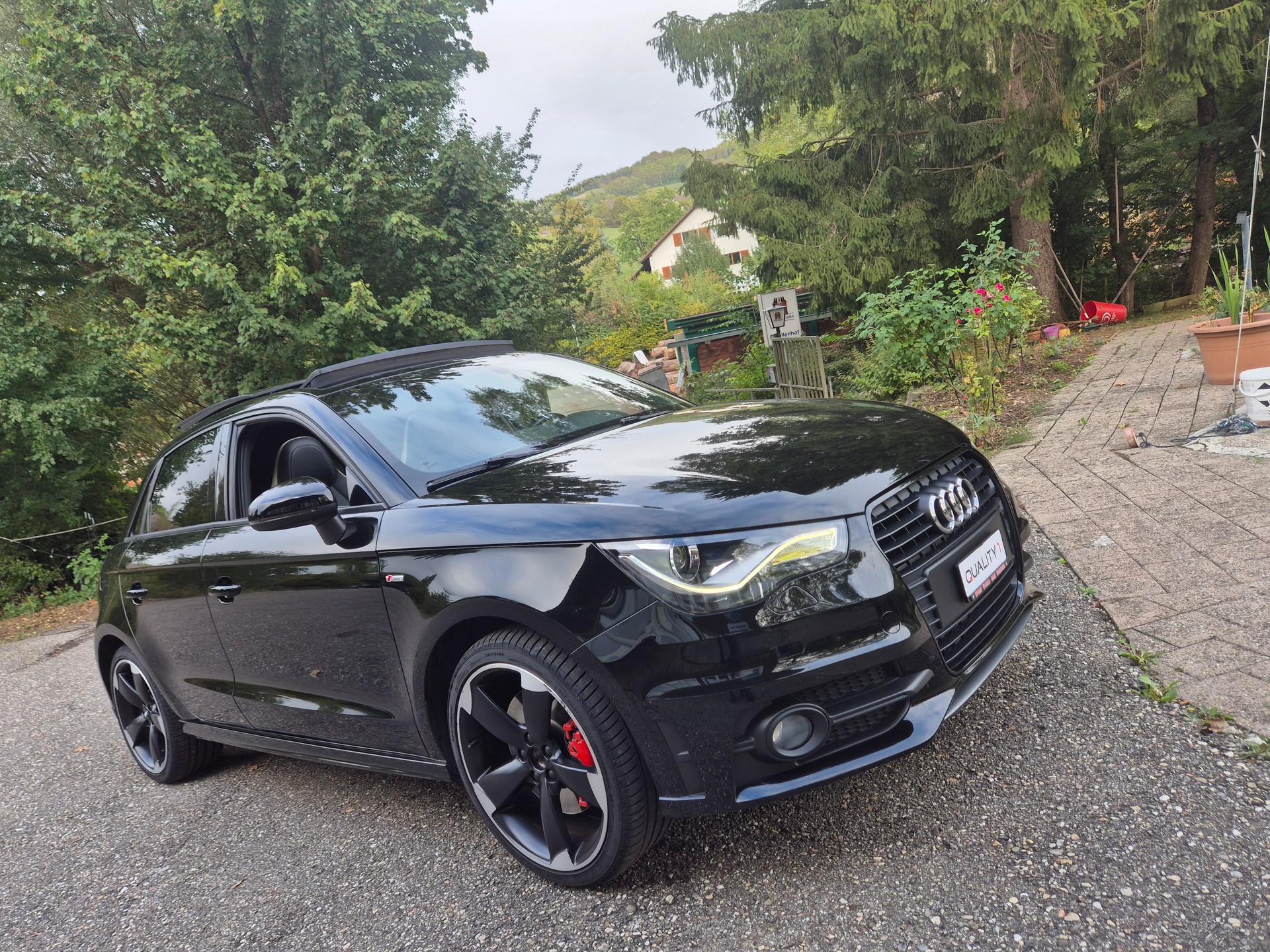 AUDI A1 Sportback Sport 1.4 TFSI Ambition S-tronic-image-4