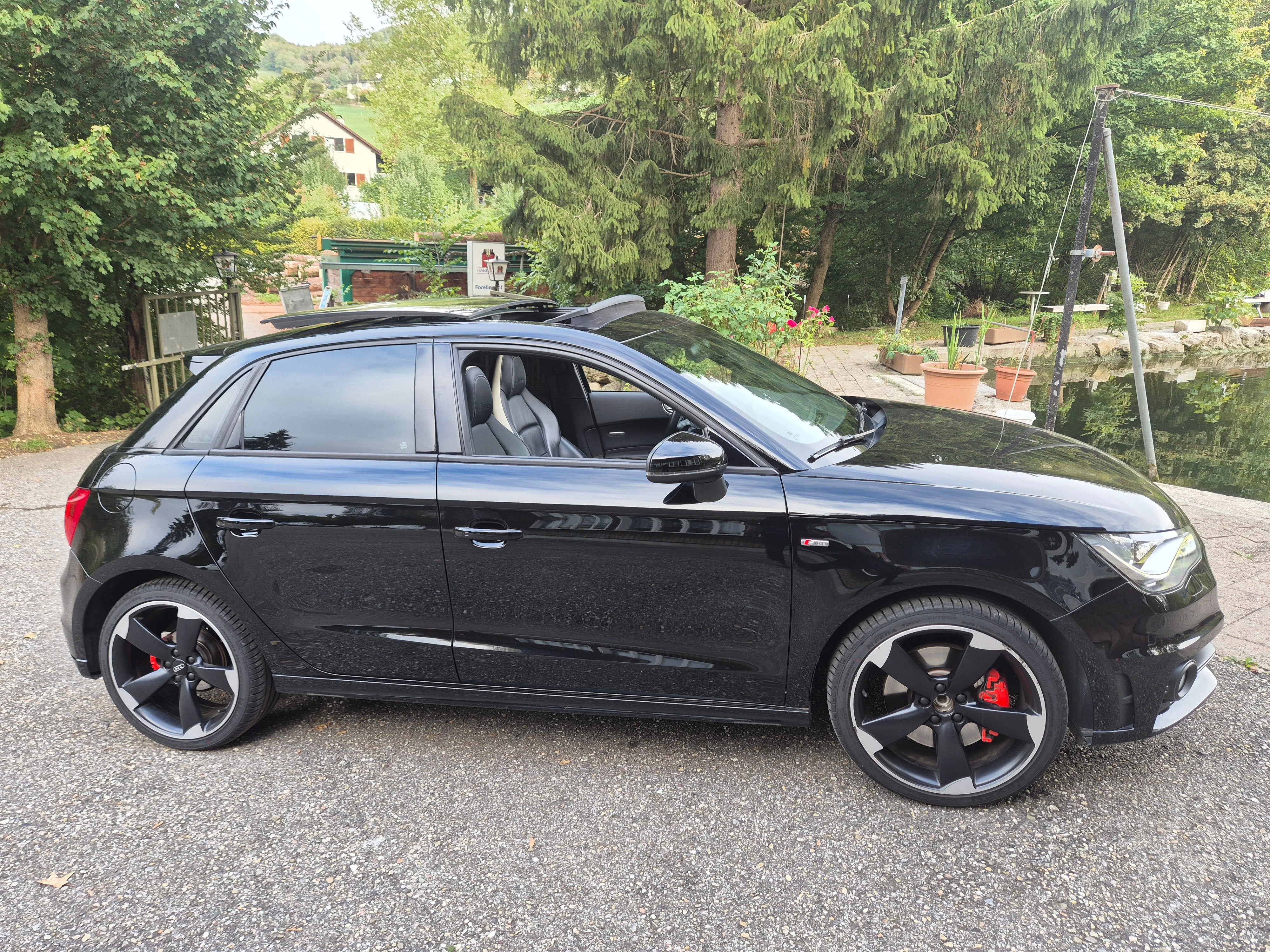 Car photo