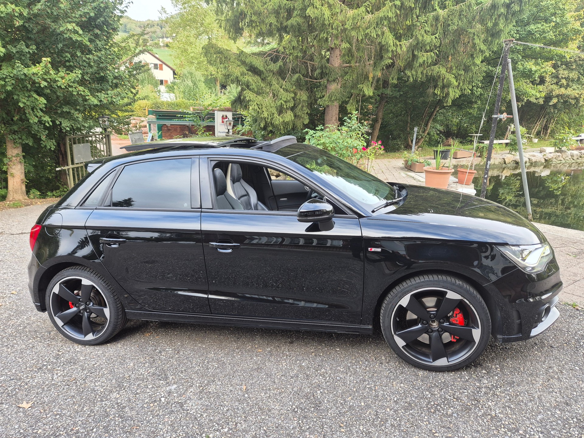 AUDI A1 Sportback Sport 1.4 TFSI Ambition S-tronic-image-0