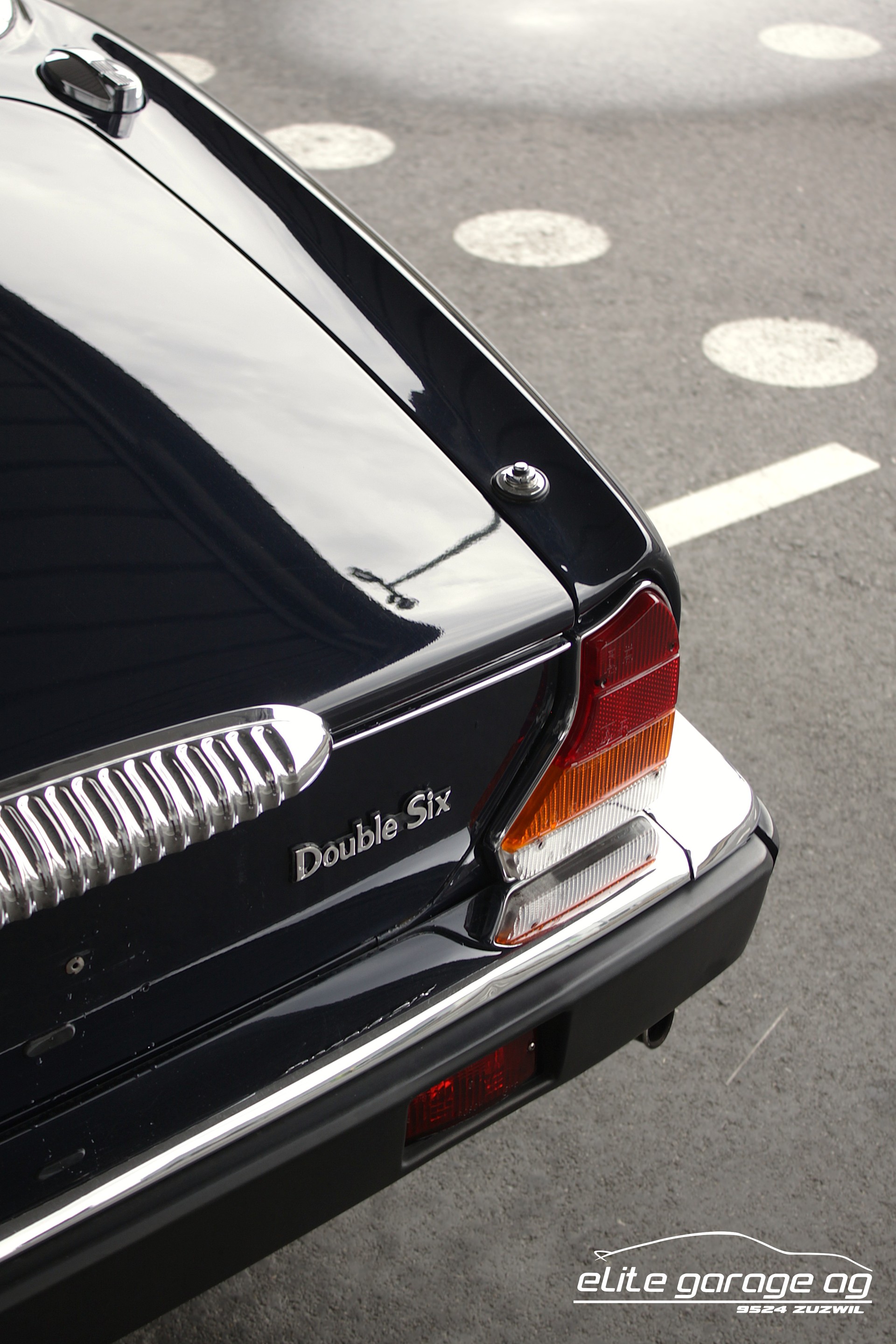 DAIMLER 5.3 Double Six-image-12