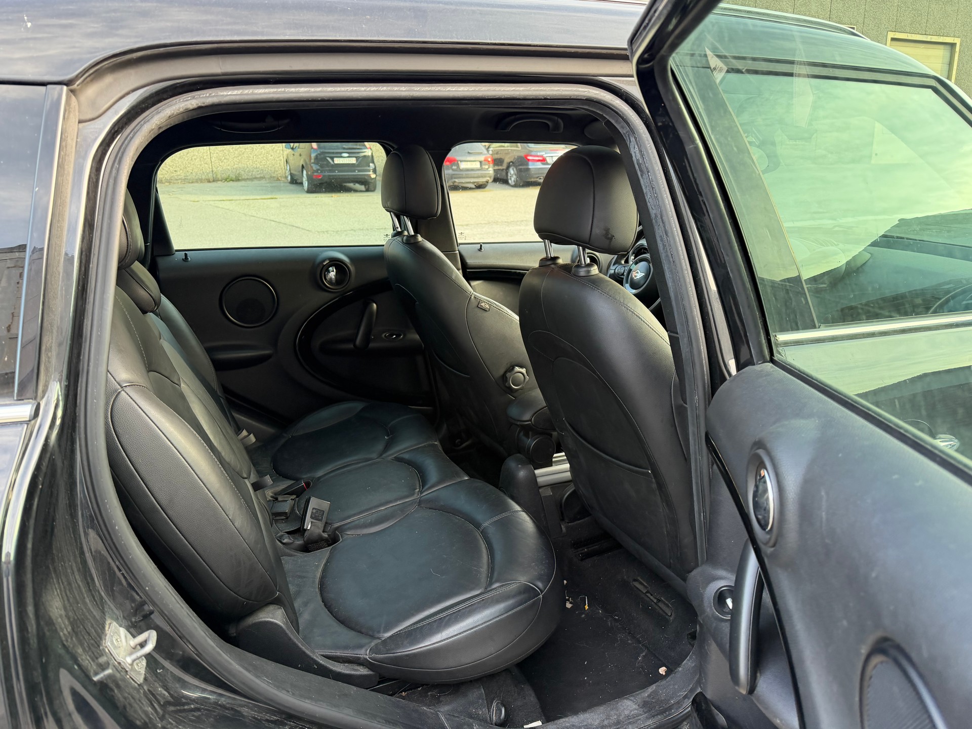 MINI Countryman Cooper SD ALL4-image-8