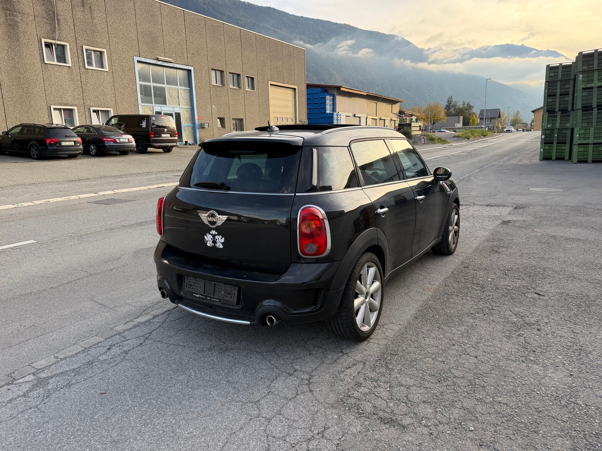MINI Countryman Cooper SD ALL4-image-10
