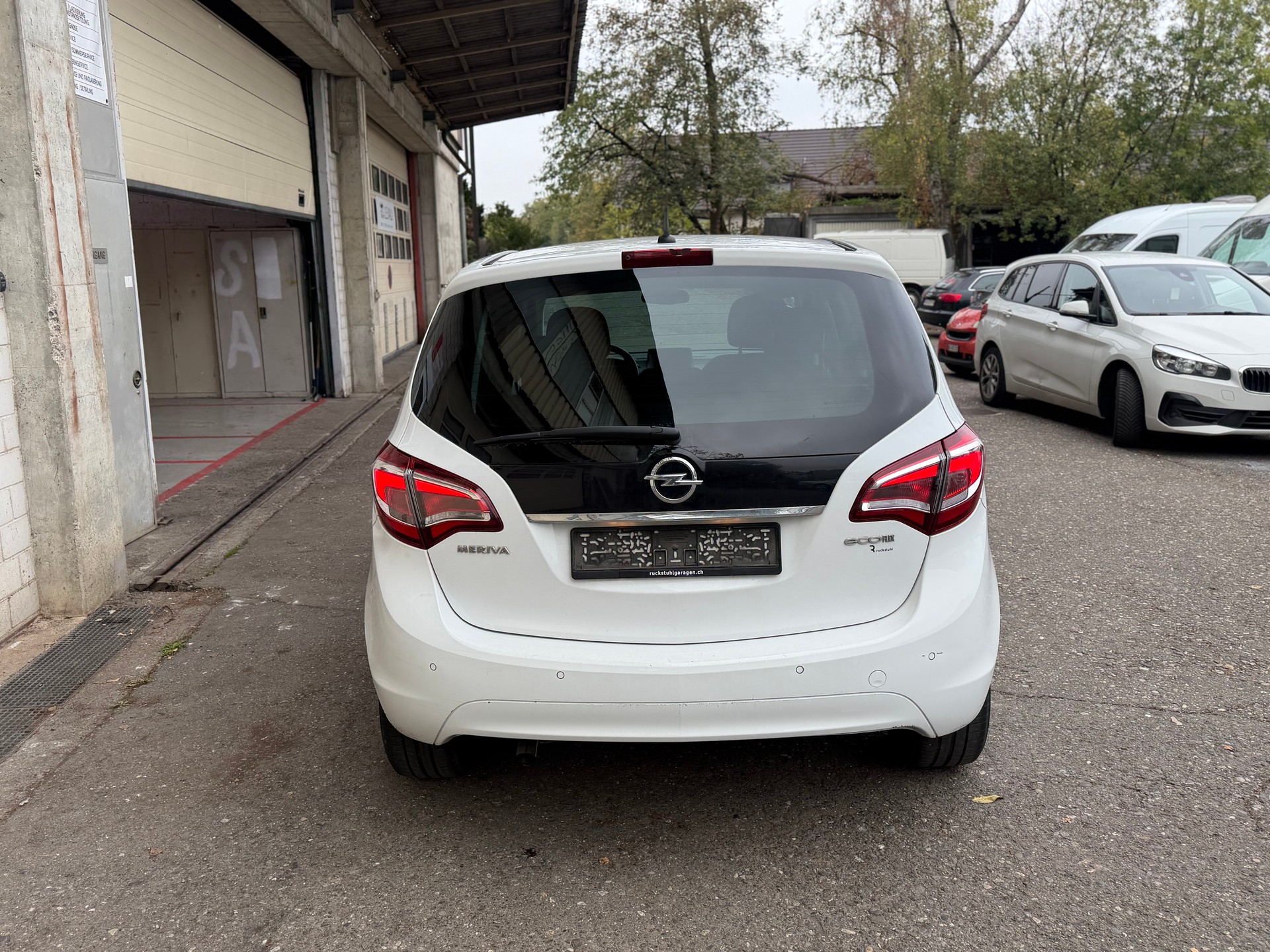 OPEL Meriva 1.4 Turbo Midnight Edition-image-3
