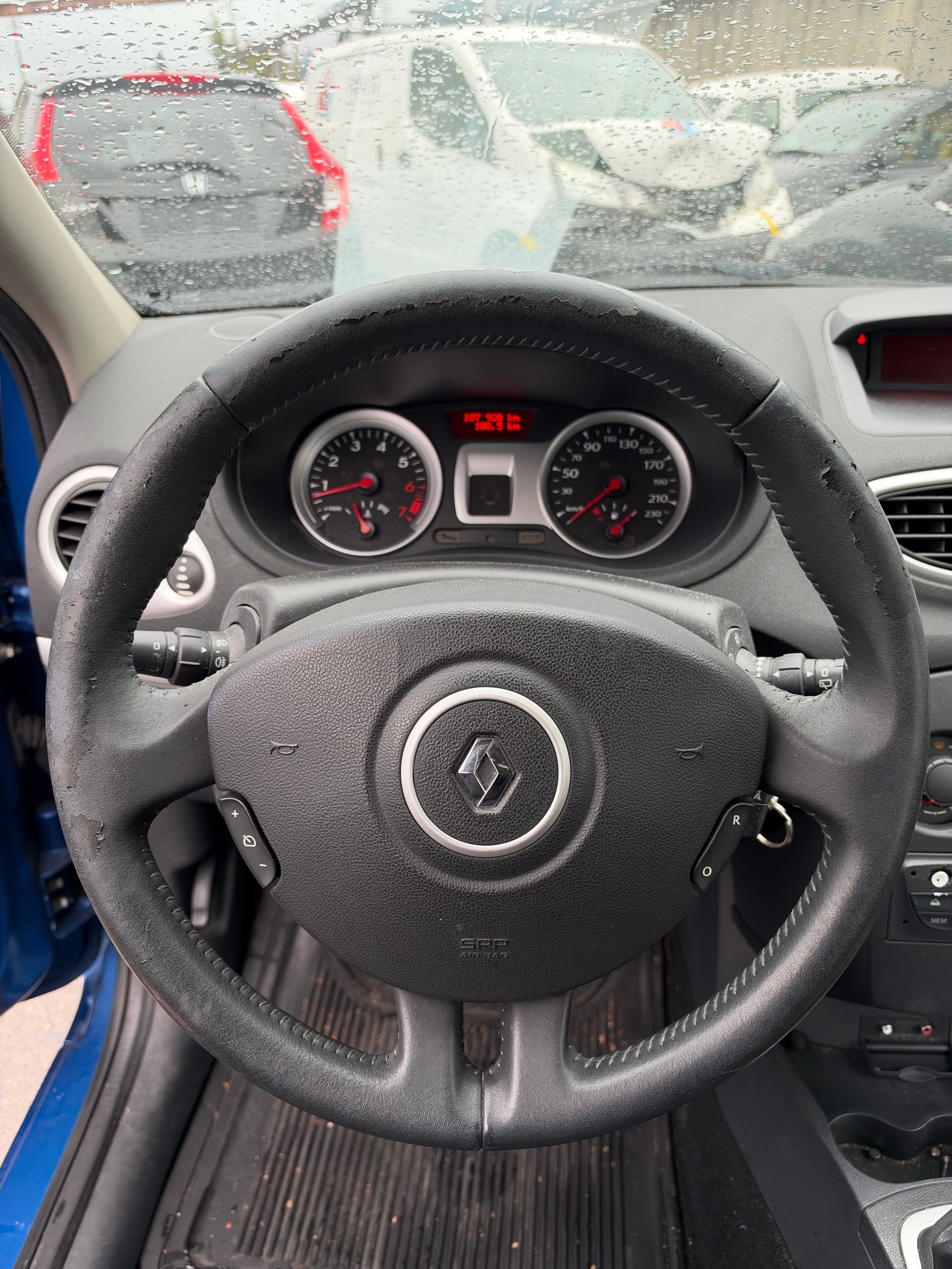 RENAULT Clio 1.2 16V Turbo Dynamique-image-11