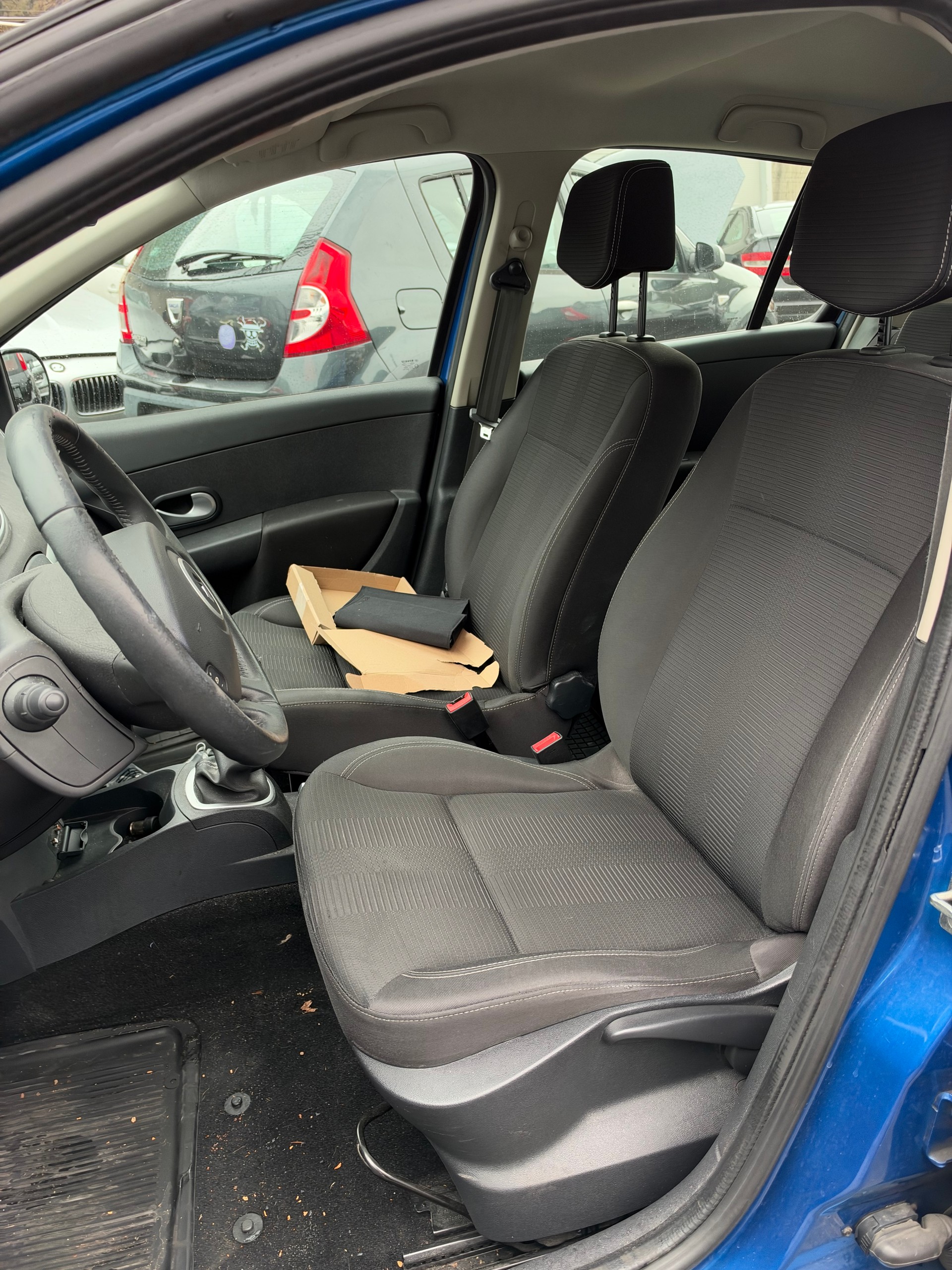 RENAULT Clio 1.2 16V Turbo Dynamique-image-13