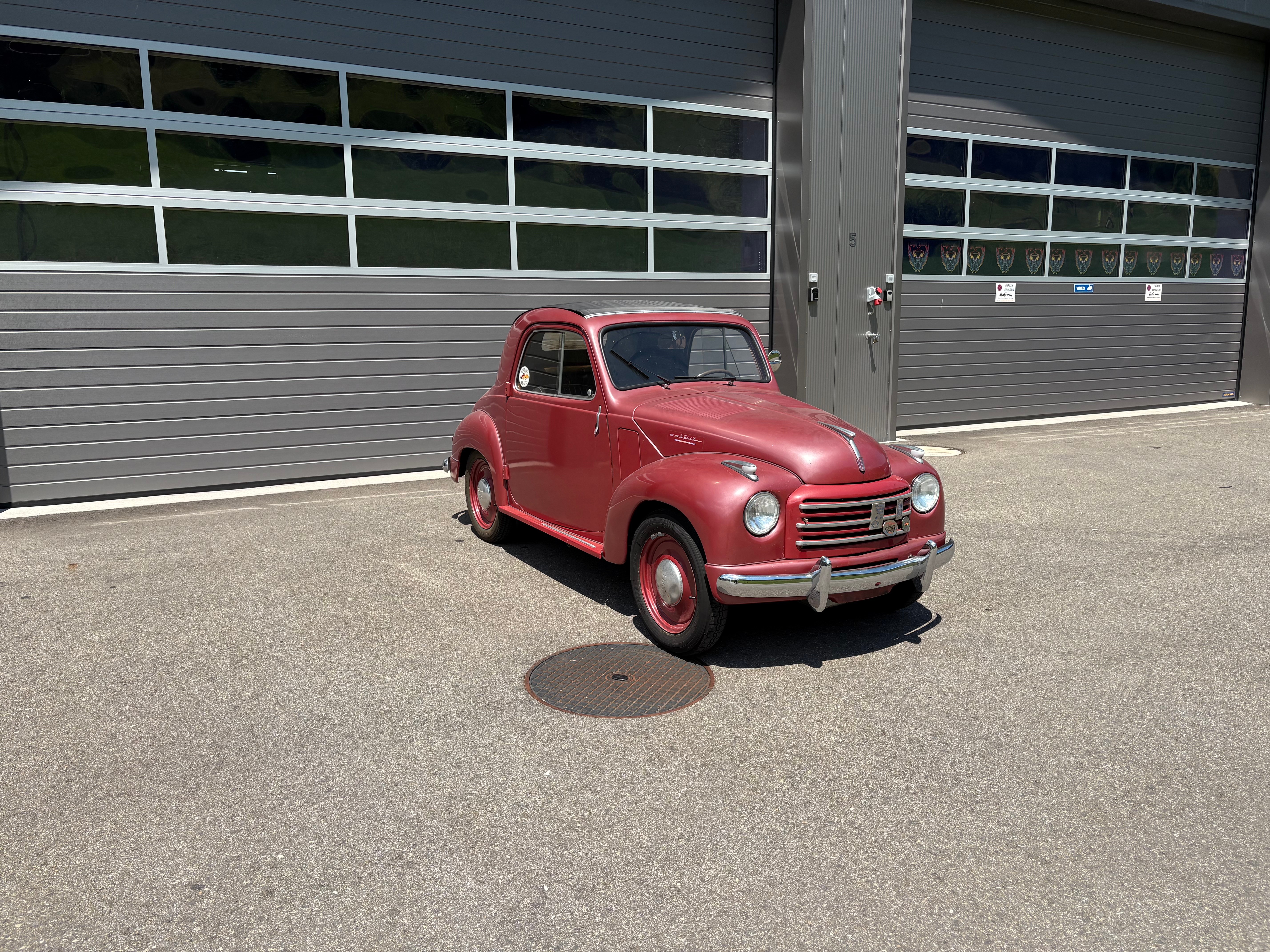 Car photo