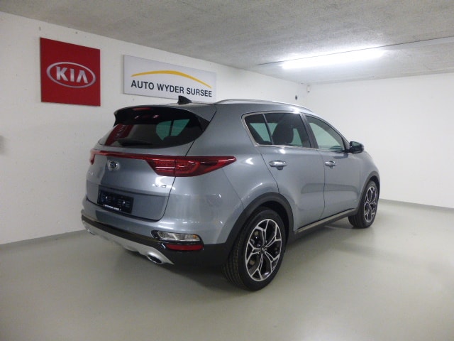 KIA Sportage 2.0 CRDi MHEV Style GT-Line-image-5
