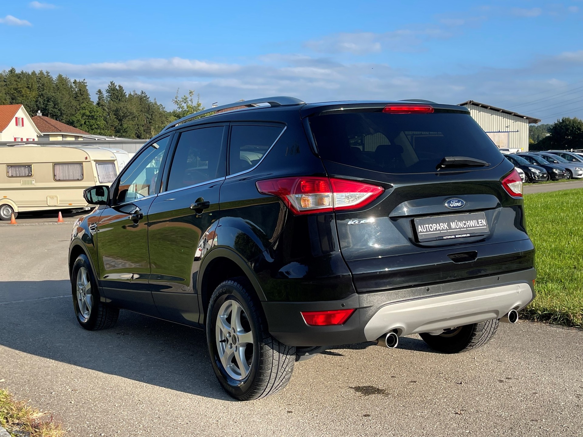 FORD Kuga 2.0 TDCi Carving 2WD-image-3