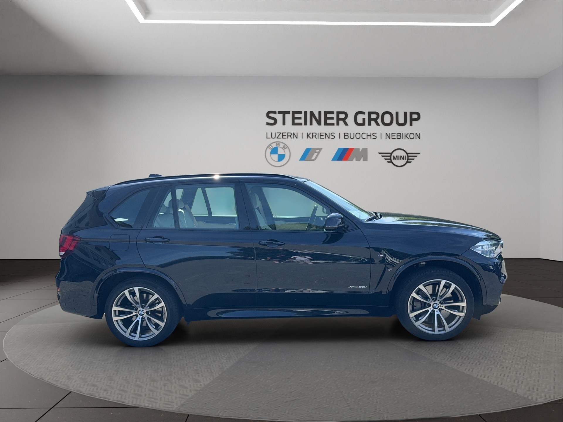 BMW X5 xDrive 50i Steptronic-image-5