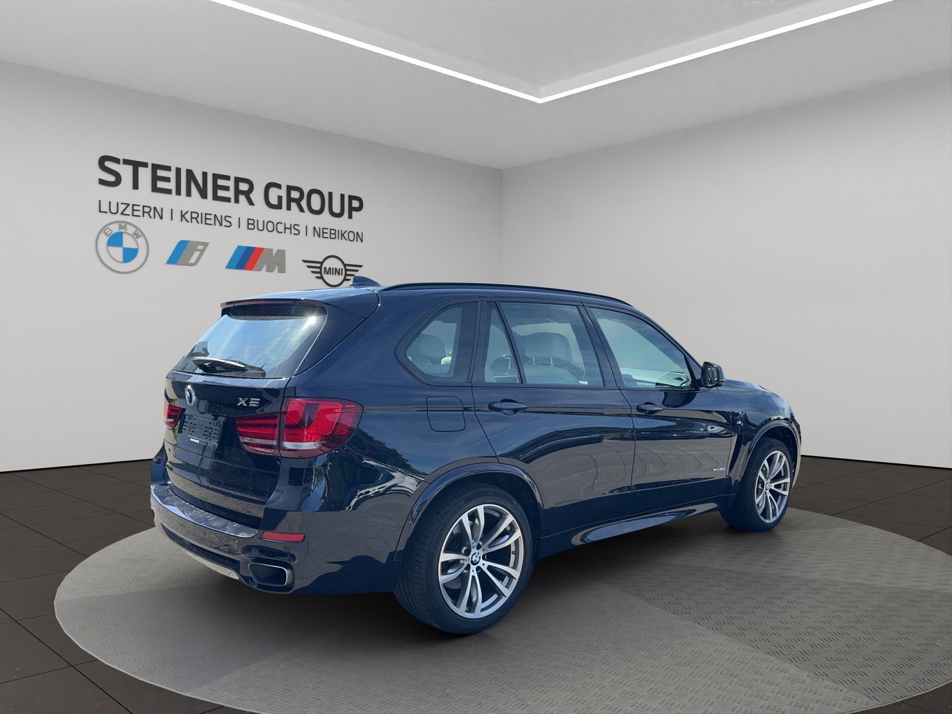 BMW X5 xDrive 50i Steptronic-image-4