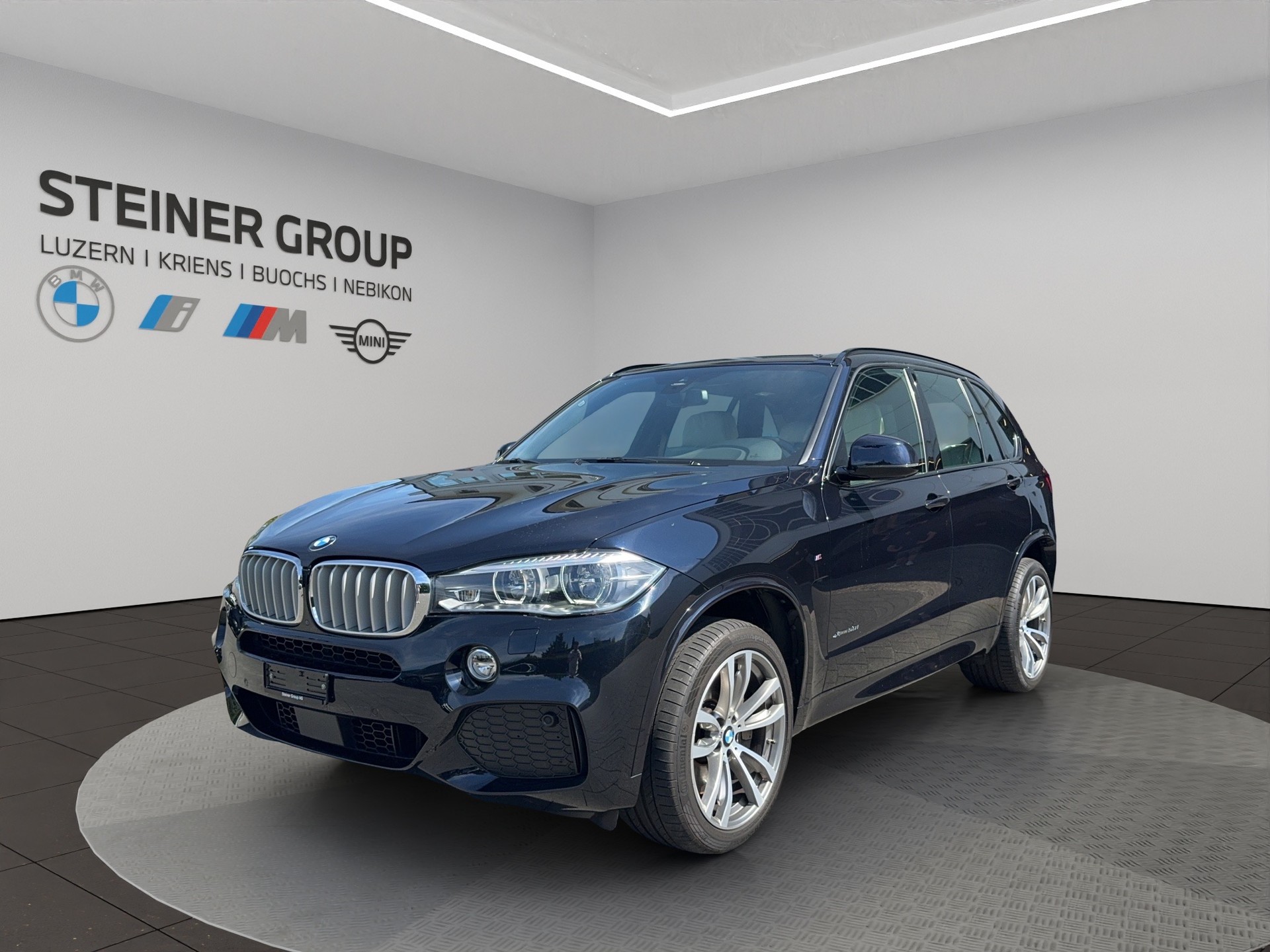BMW X5 xDrive 50i Steptronic-image-0