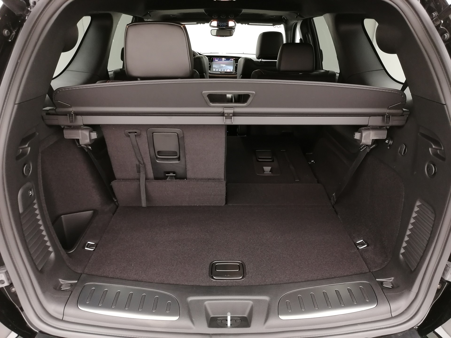 DODGE Durango TowNGo Hemi Orange Pack-image-12