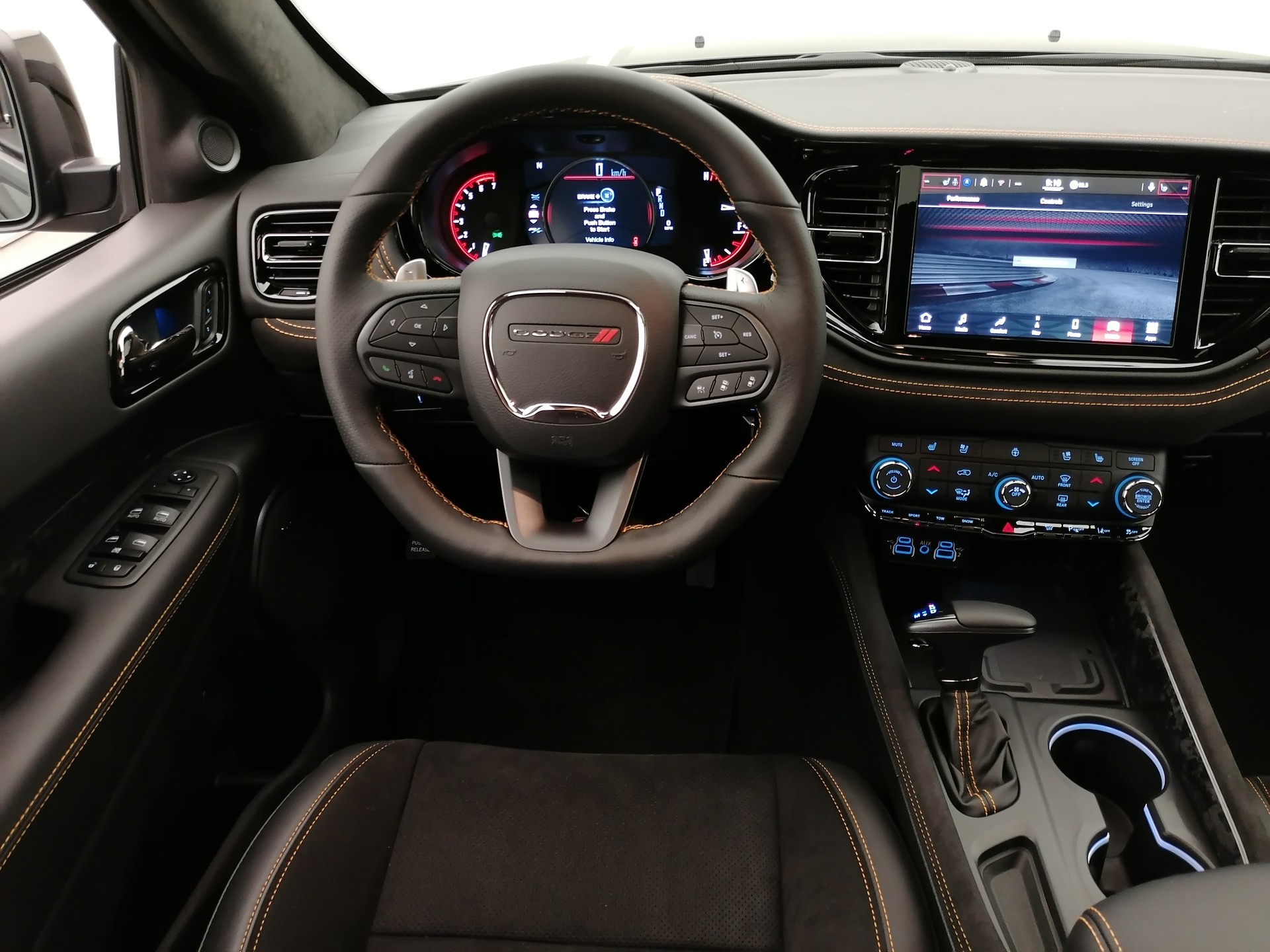 DODGE Durango TowNGo Hemi Orange Pack-image-9