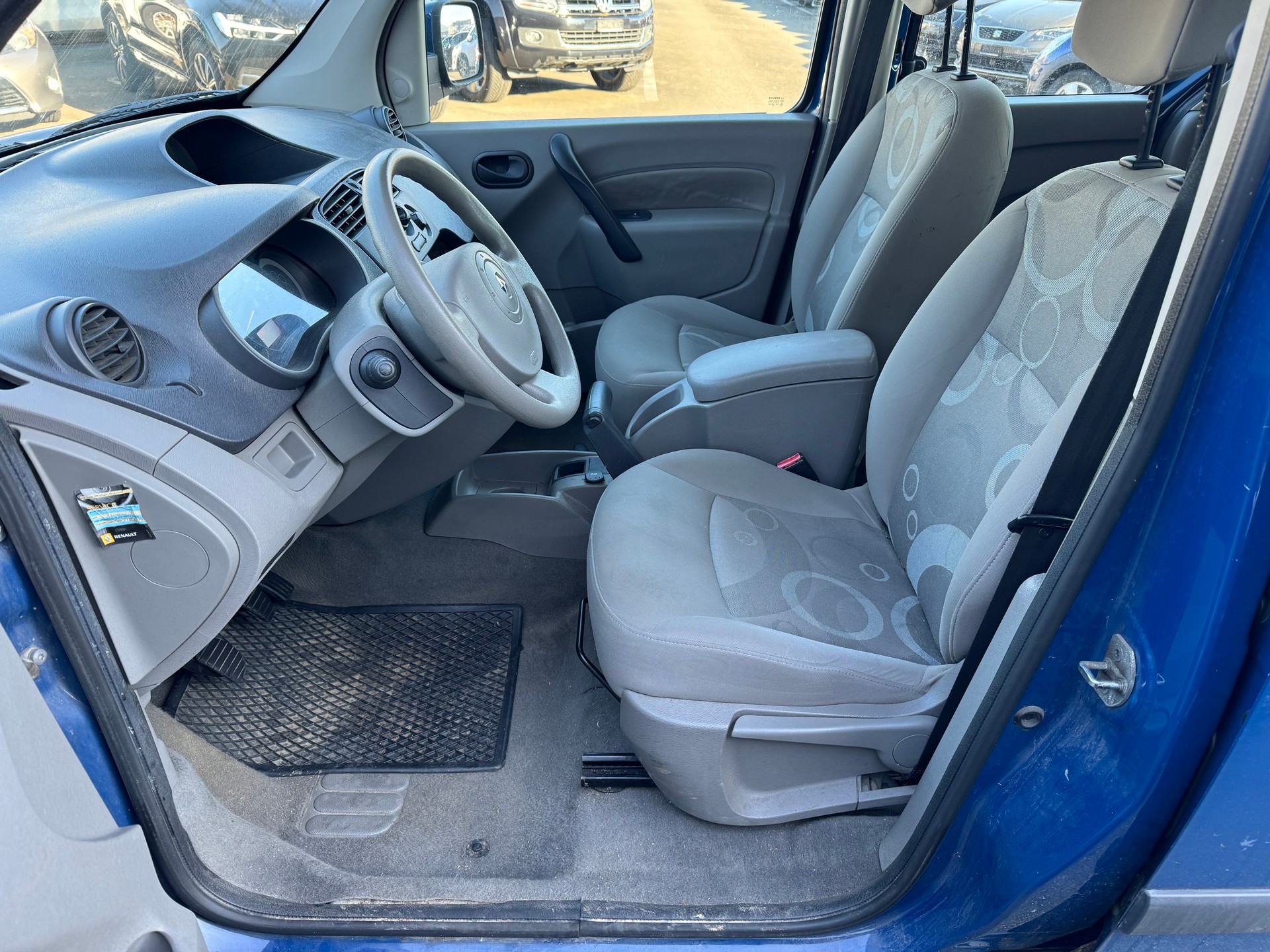 RENAULT Kangoo 1.6 16V Dynamique-image-7