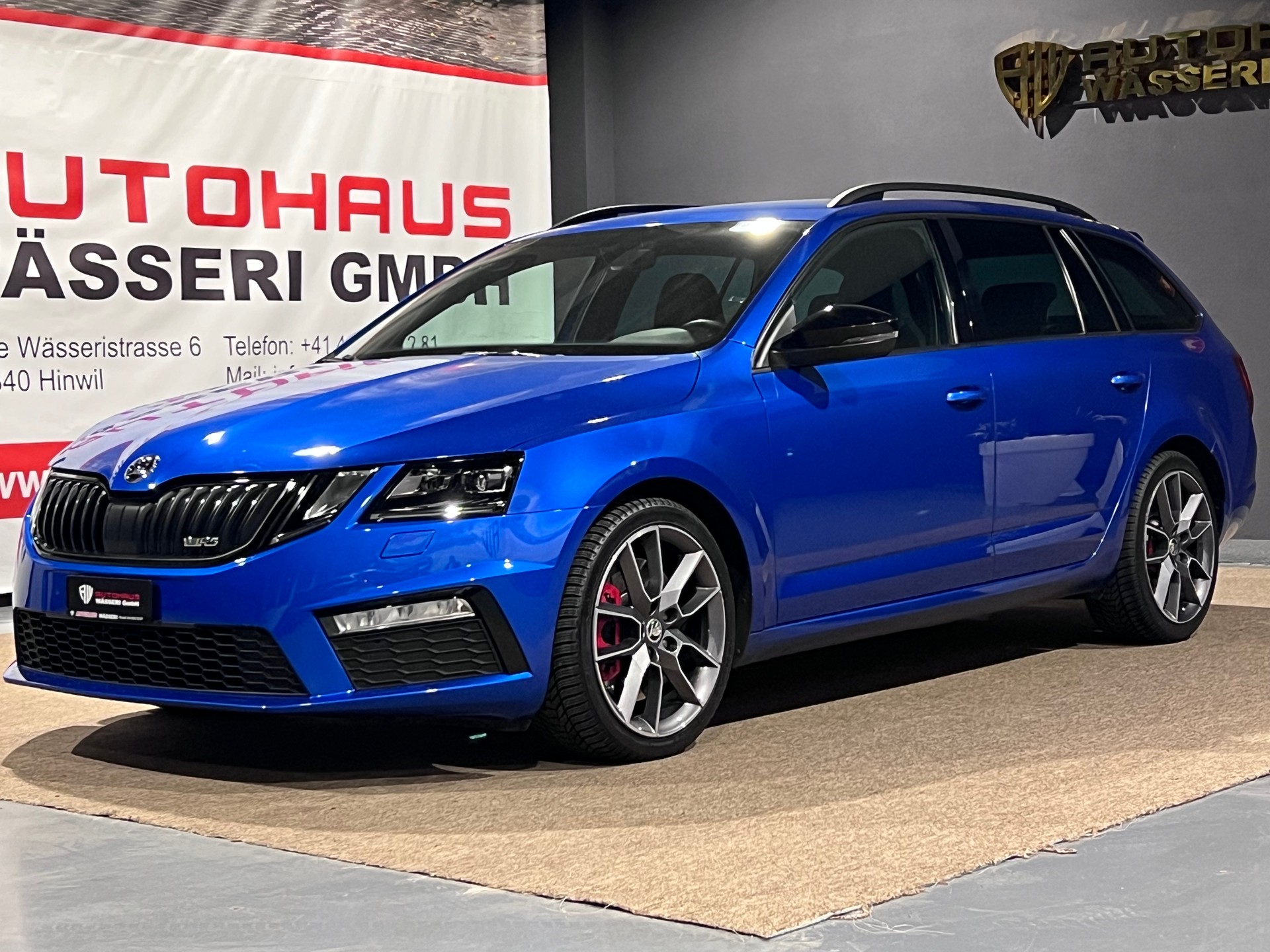 SKODA Octavia Combi 2.0 TSI RS-image-7