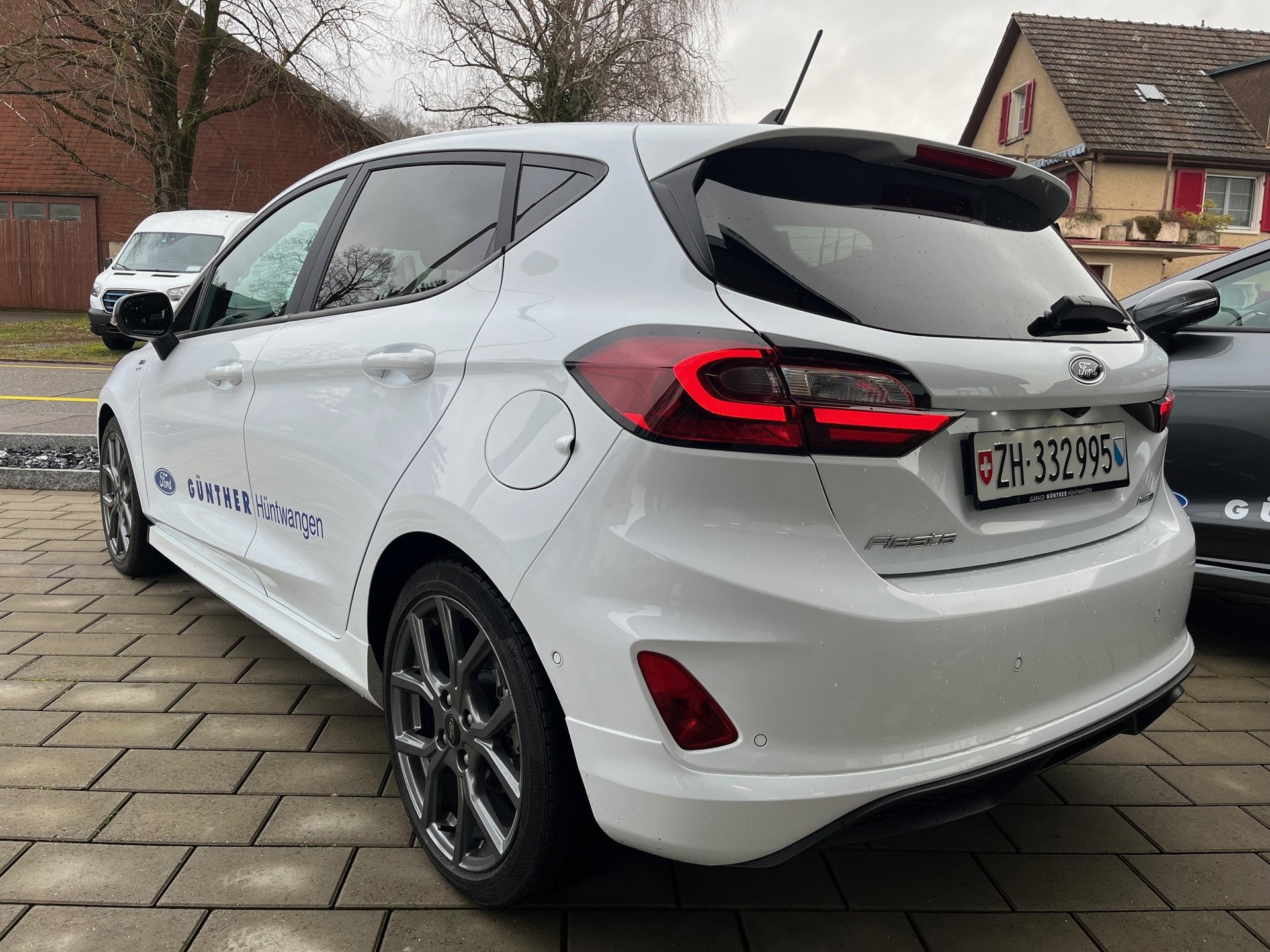 FORD Fiesta 1.0 EcoB Hybrid ST-Line X-showroom-element-1