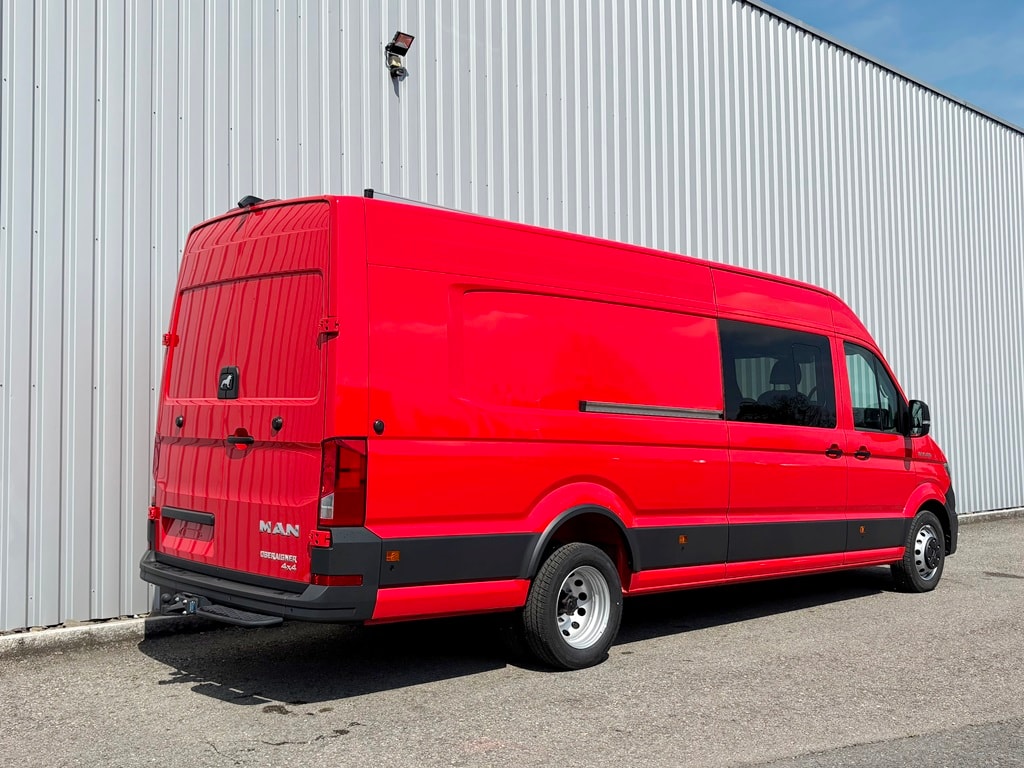 MAN TGE 6.180 Extralang 4x4 Oberaigner-showroom-element-1