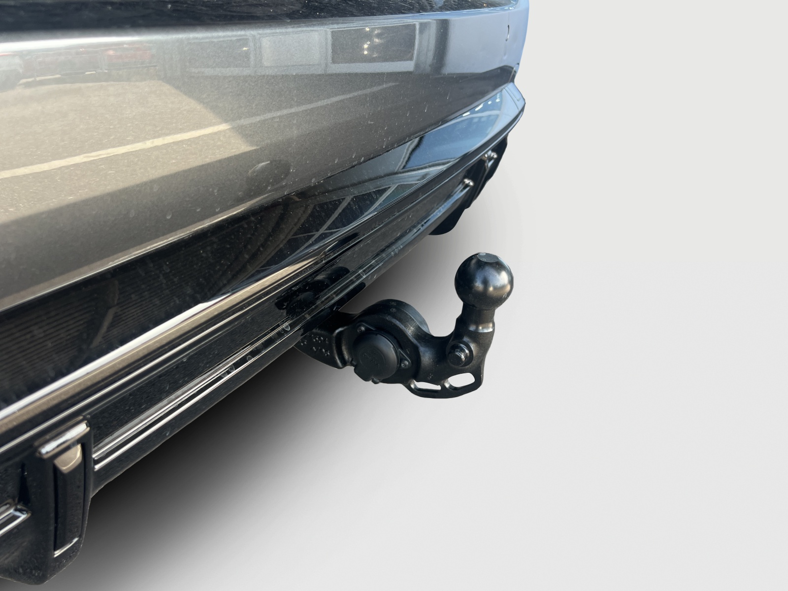 AUDI S6 Avant e-tron quattro-image-13