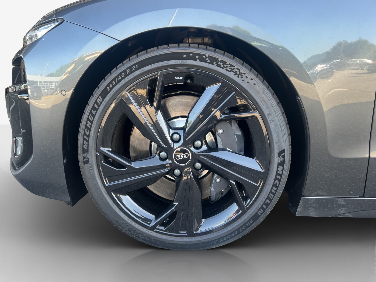 AUDI S6 Avant e-tron quattro-image-14