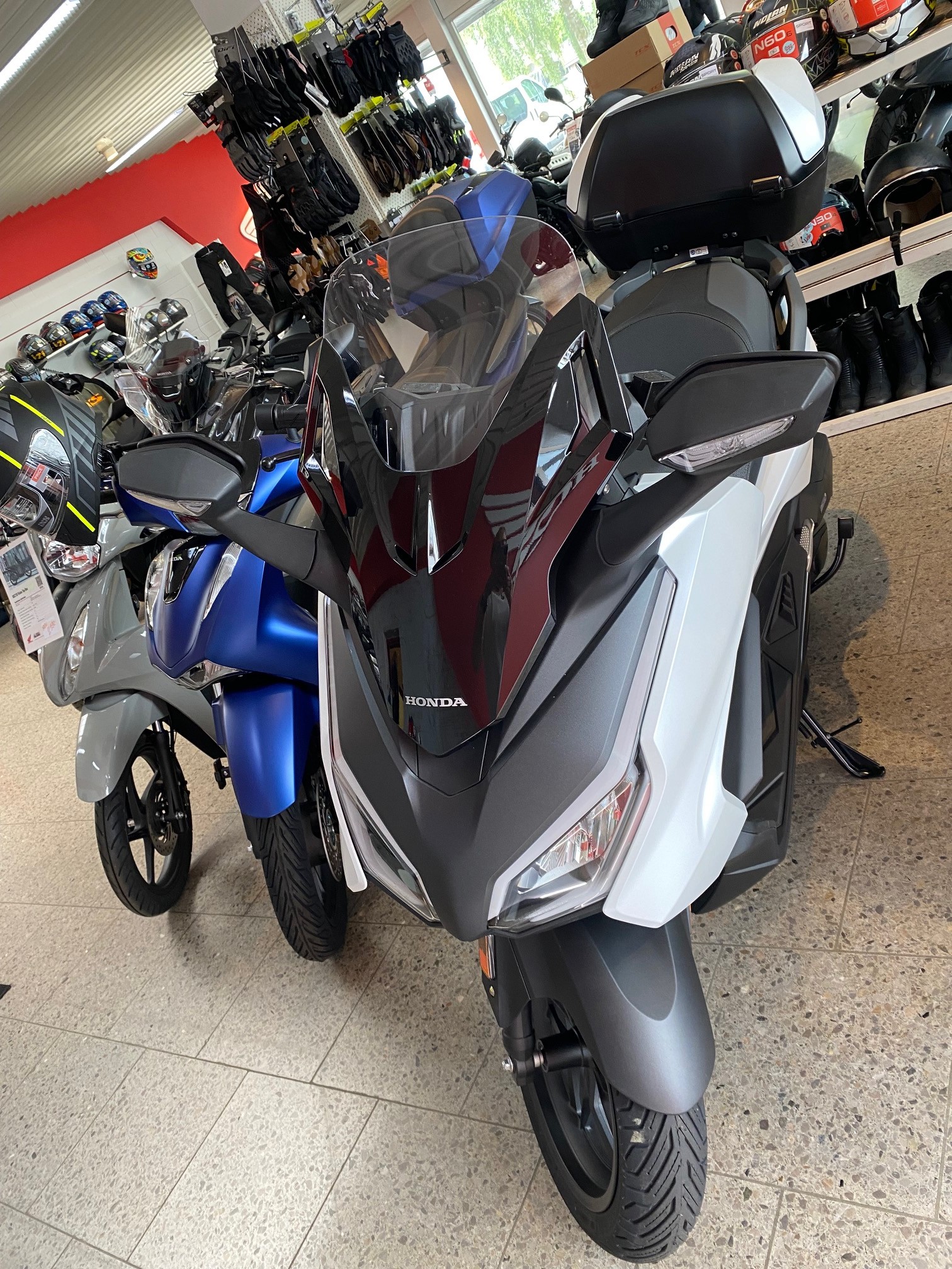 HONDA Nss 125 Forza Smart TopBox-showroom-element-2