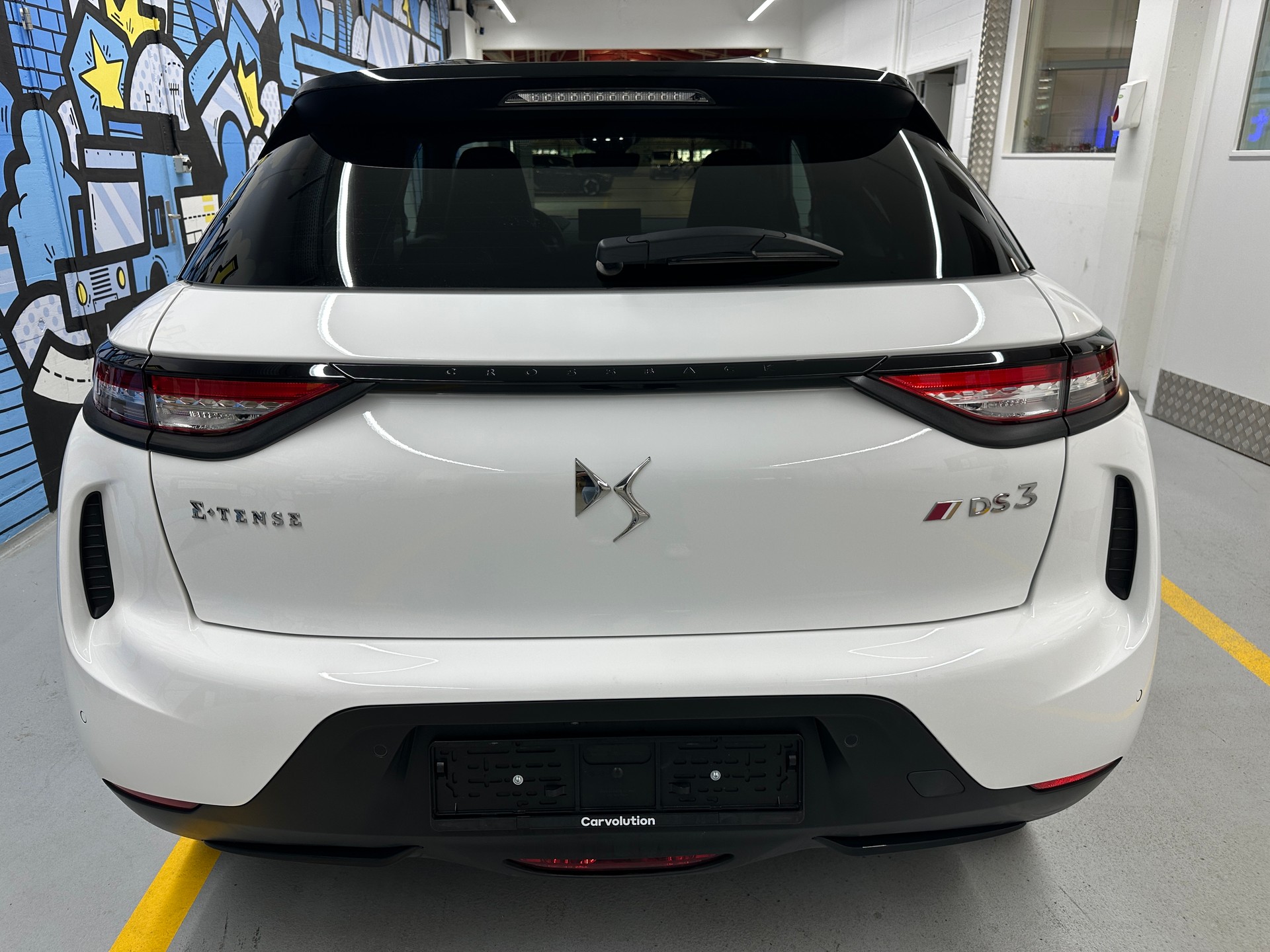 DS AUTOMOBILES DS 3 Crossback E-Tense 136 Performance Line-image-4