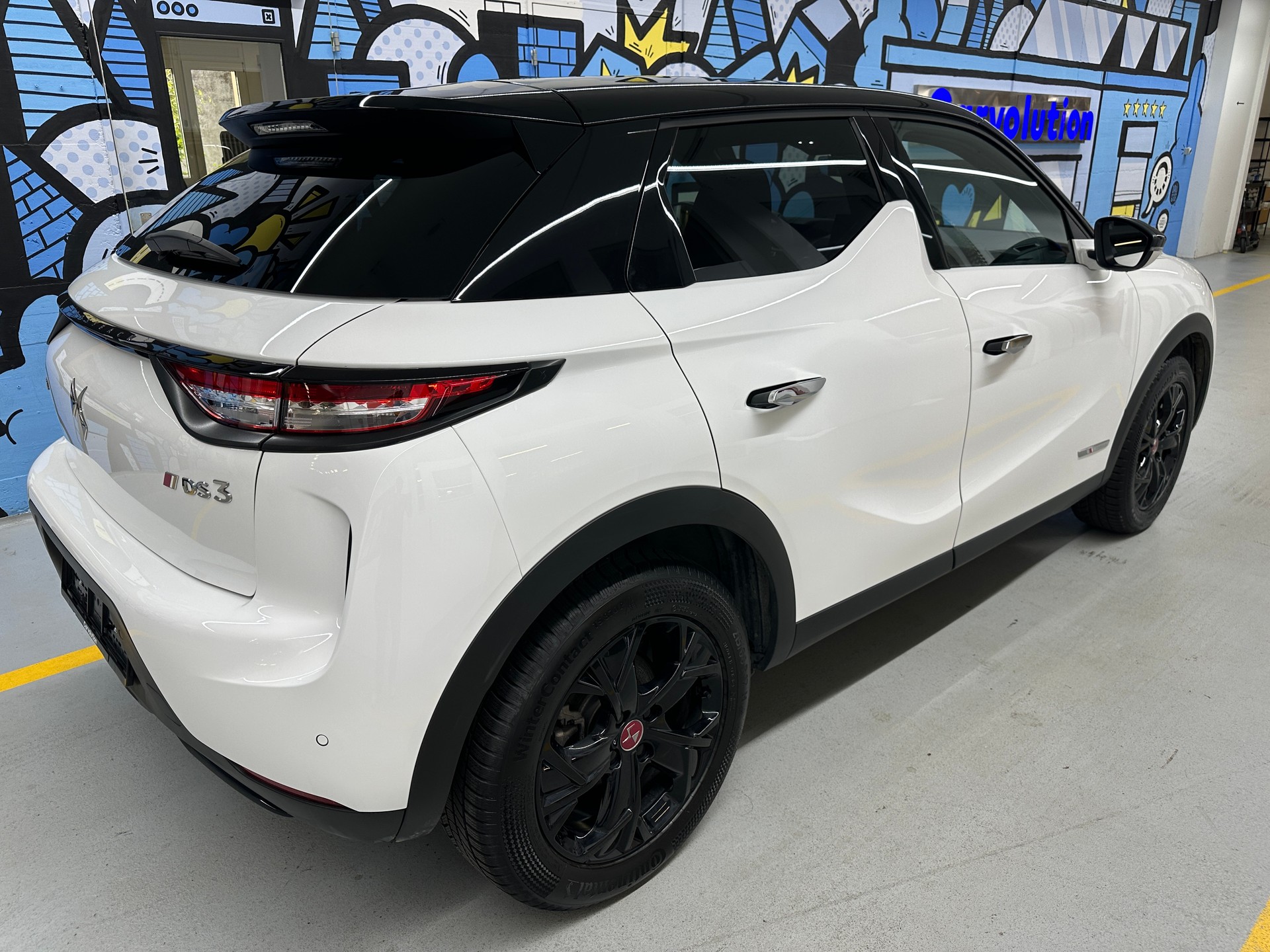 DS AUTOMOBILES DS 3 Crossback E-Tense 136 Performance Line-image-3