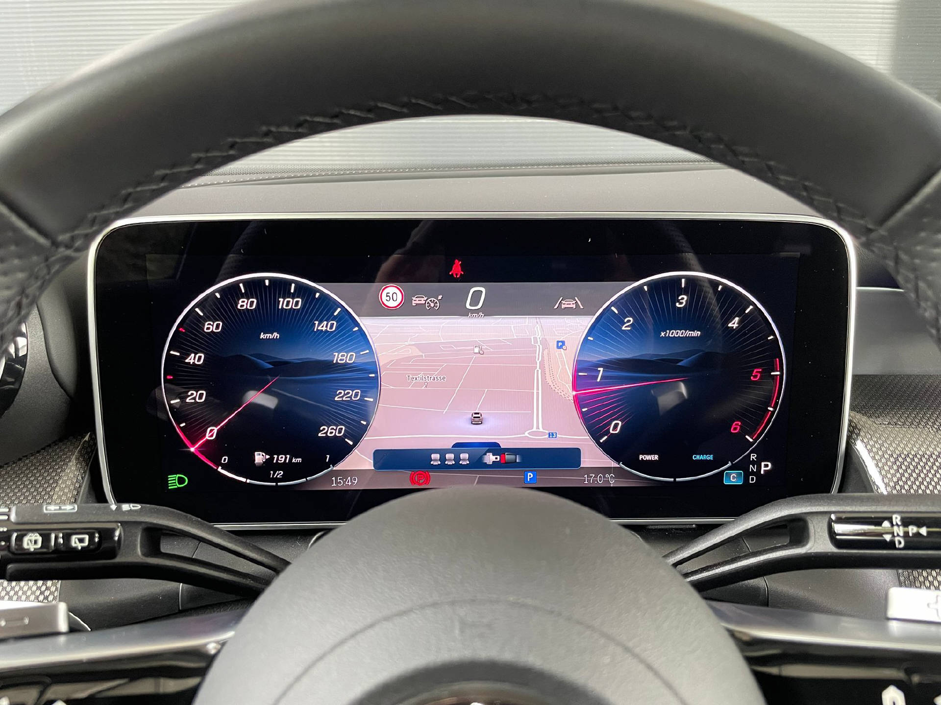 MERCEDES-BENZ GLC 300 d AMG Line 4matic-image-7