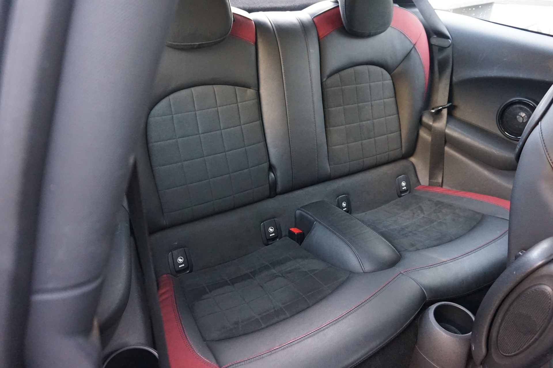 MINI Cooper John Cooper Works Steptronic-image-10