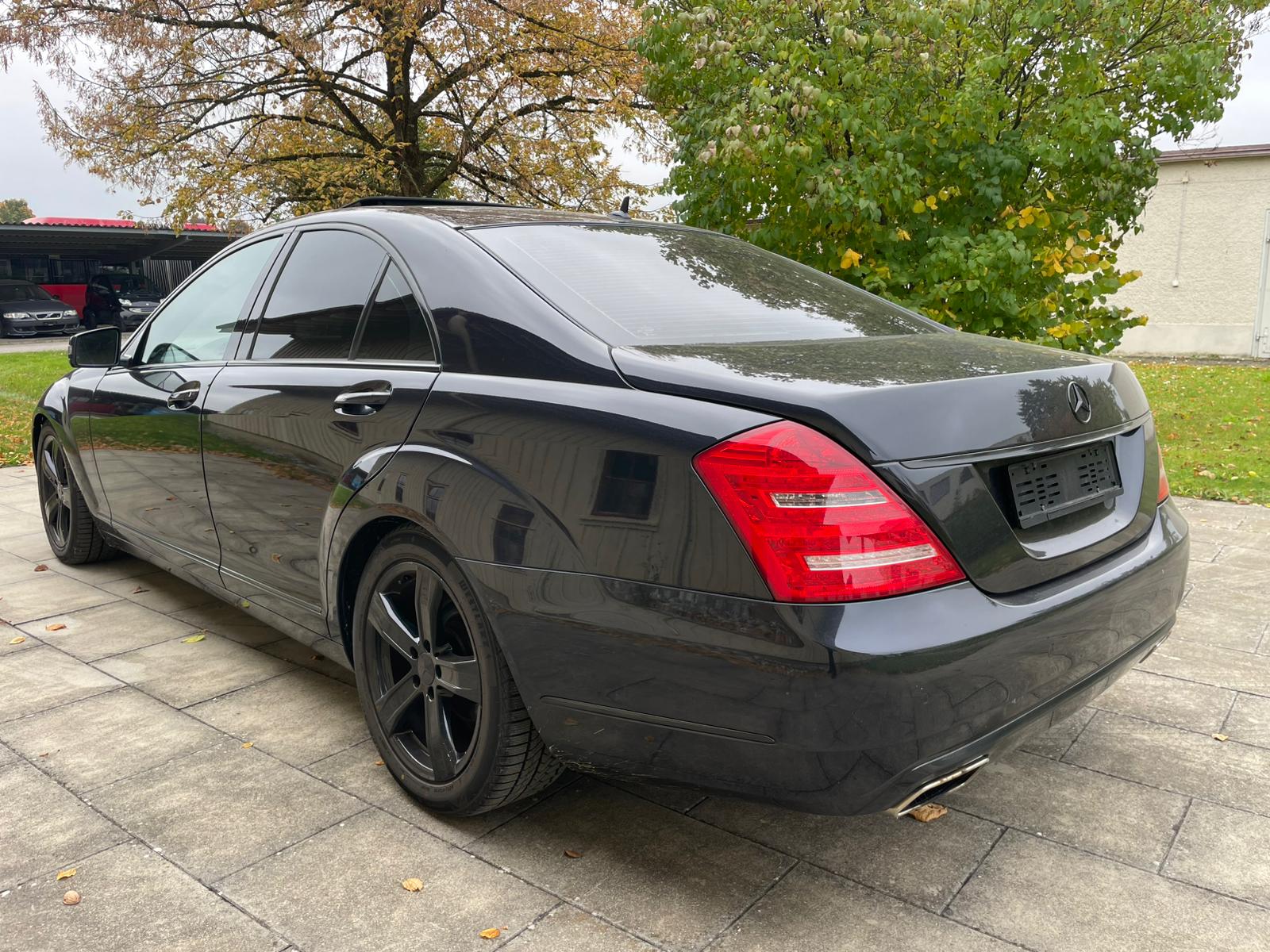 MERCEDES-BENZ S 400 Hybrid 7G-Tronic-image-4