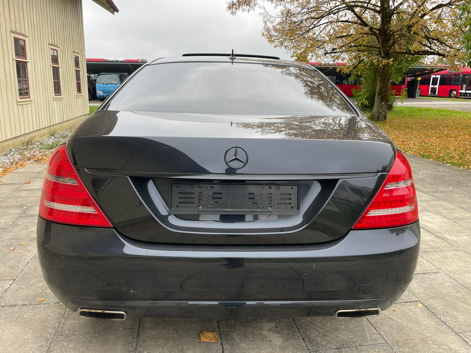 MERCEDES-BENZ S 400 Hybrid 7G-Tronic-image-3