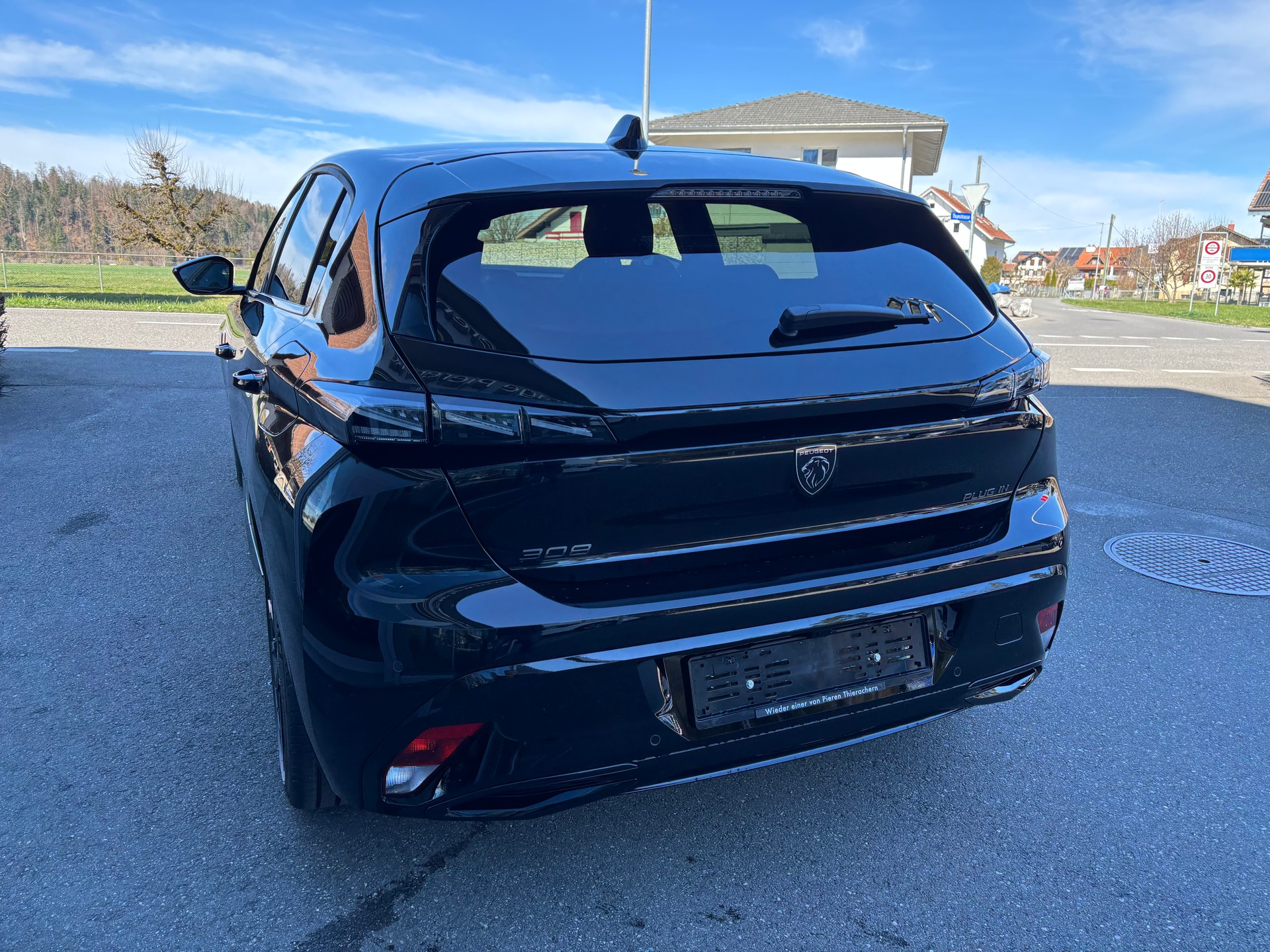 PEUGEOT 308 1.6 PHEV 195 GT-image-2