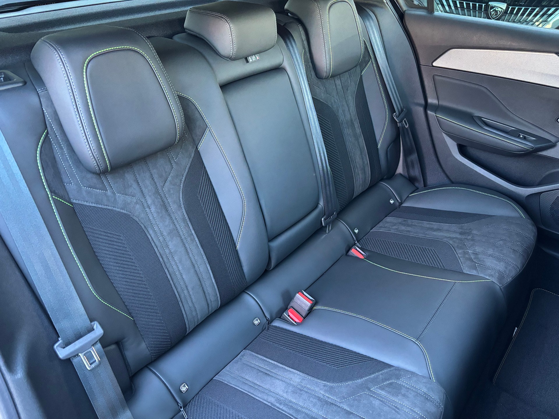 PEUGEOT 308 1.6 PHEV 195 GT-image-7