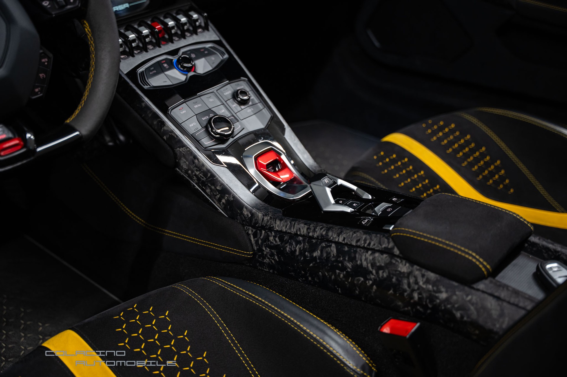 LAMBORGHINI Huracan LP640-4 Performante DCT-image-24