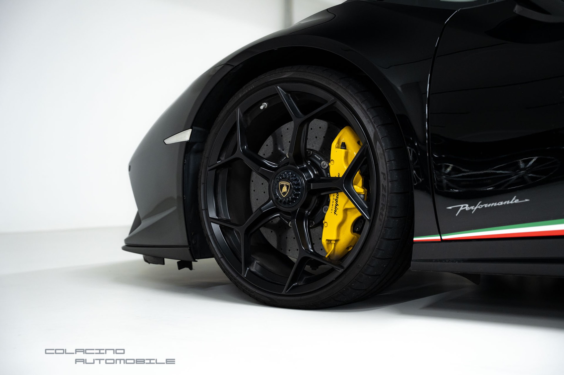 LAMBORGHINI Huracan LP640-4 Performante DCT-image-14