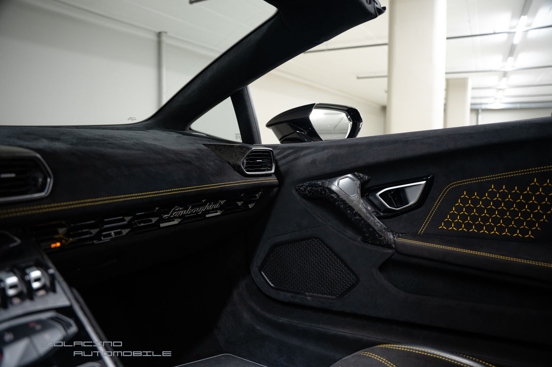LAMBORGHINI Huracan LP640-4 Performante DCT-image-23