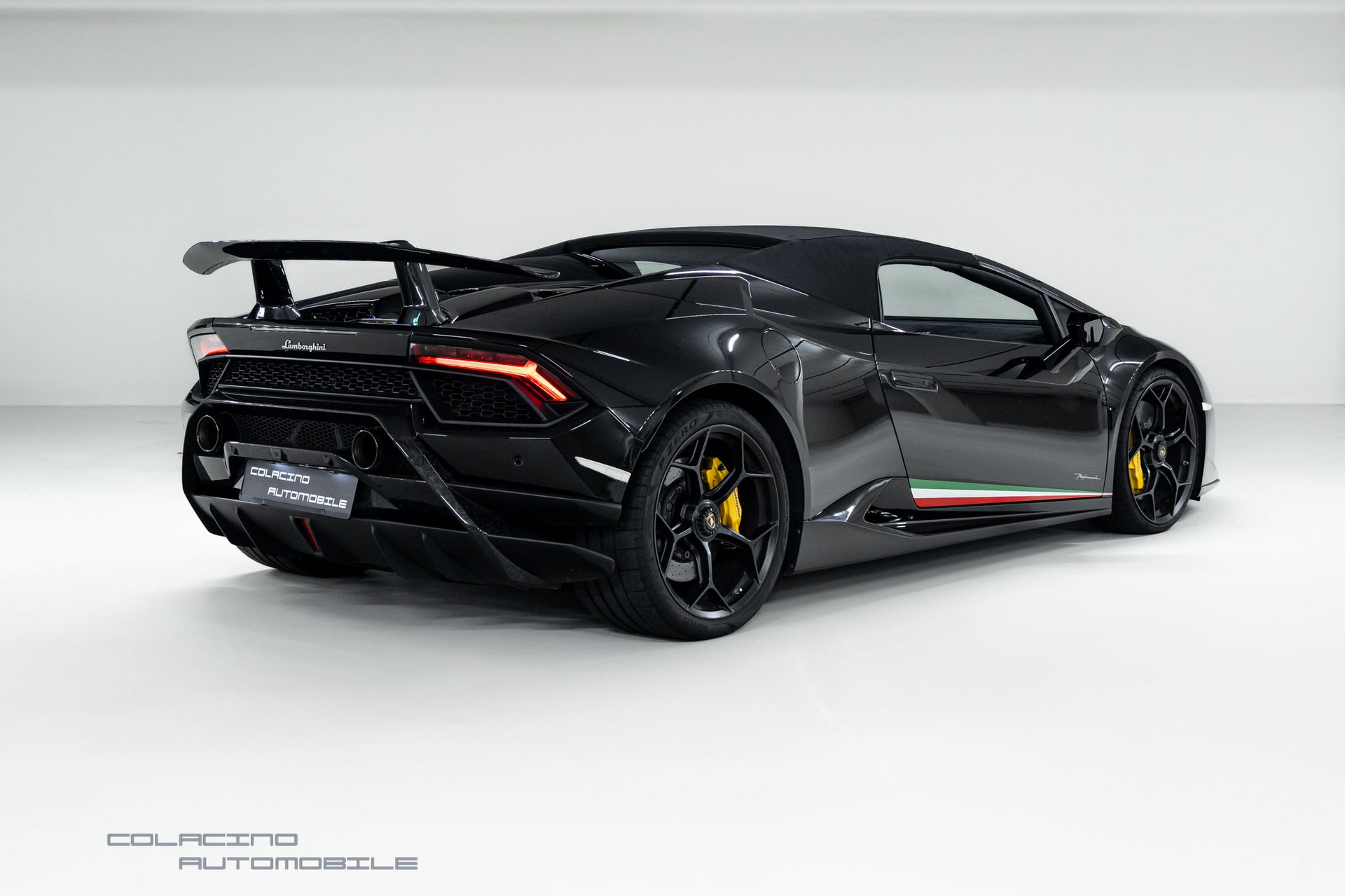 LAMBORGHINI Huracan LP640-4 Performante DCT-image-3