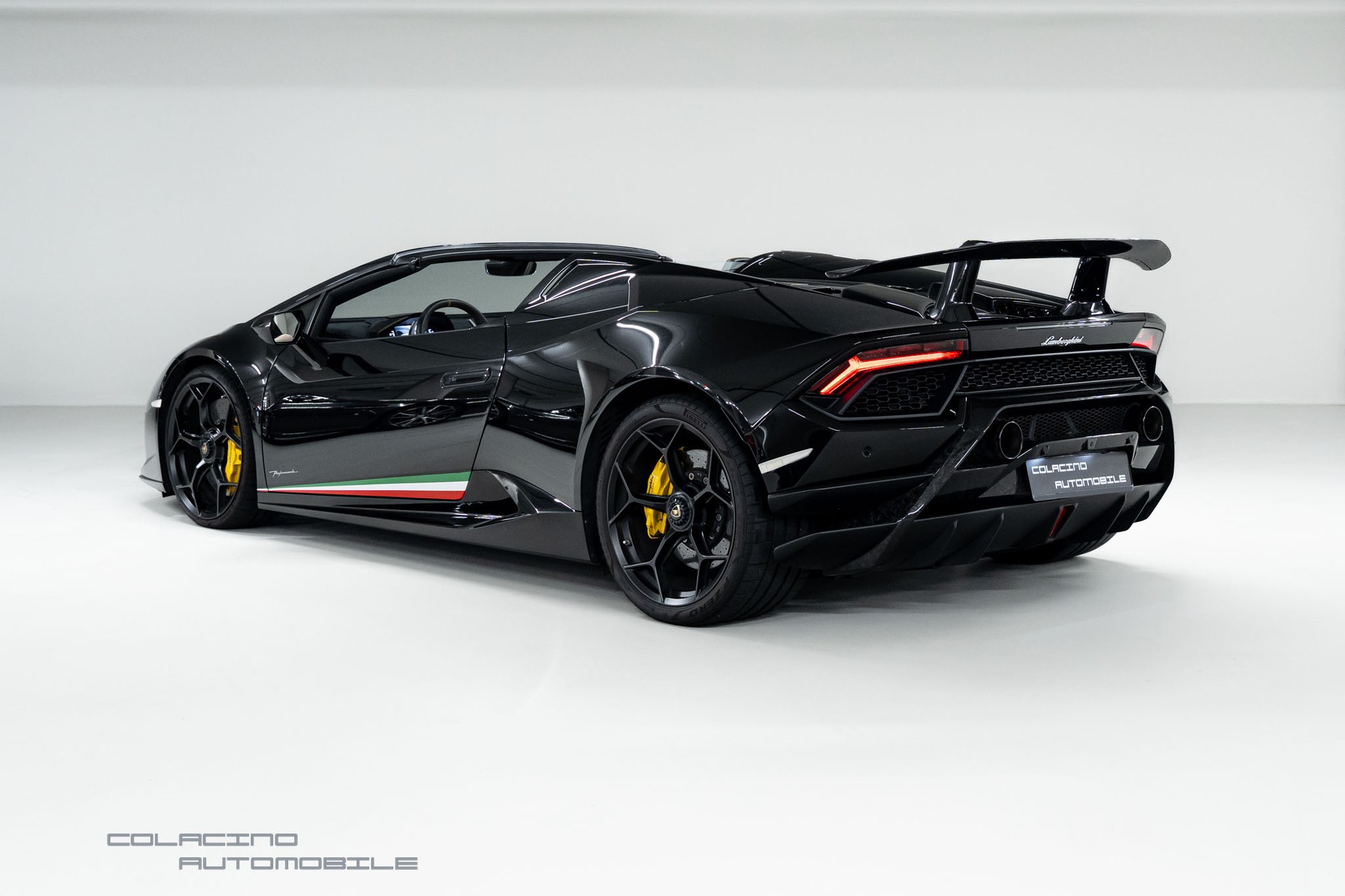 LAMBORGHINI Huracan LP640-4 Performante DCT-image-5
