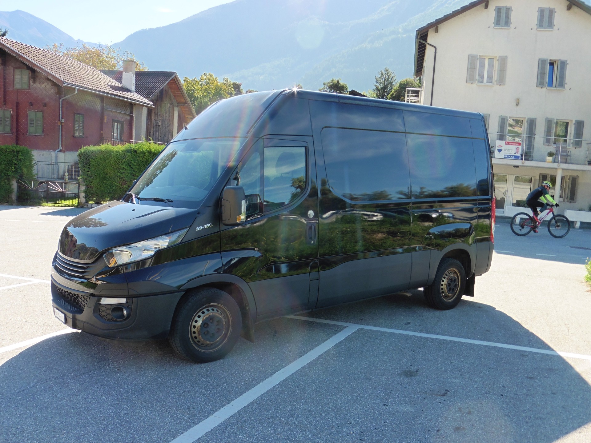 IVECO 33S12V-image-3