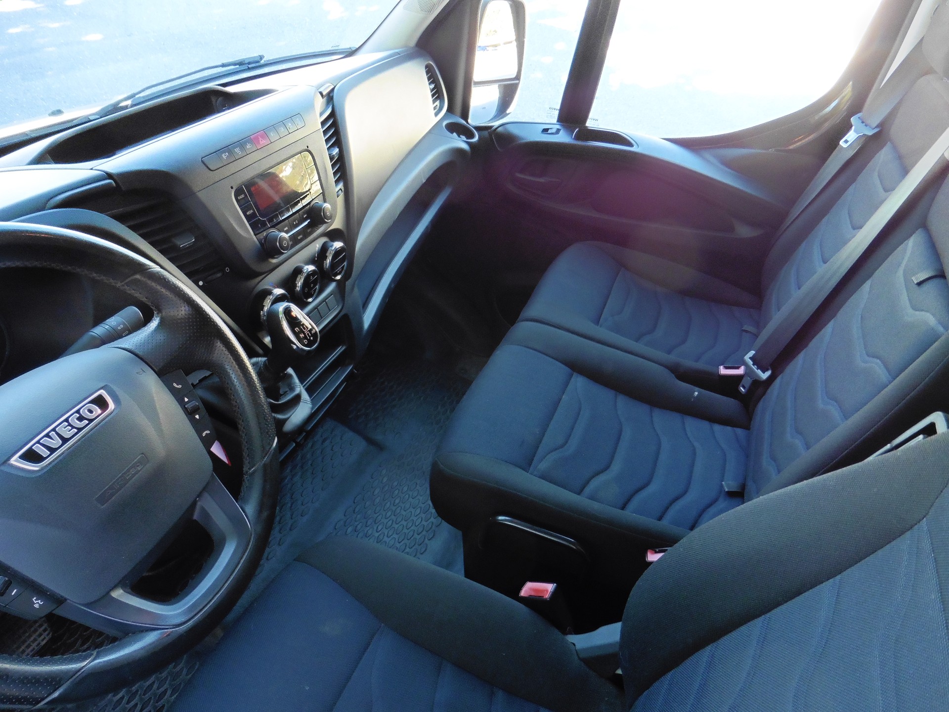 IVECO 33S12V-image-11